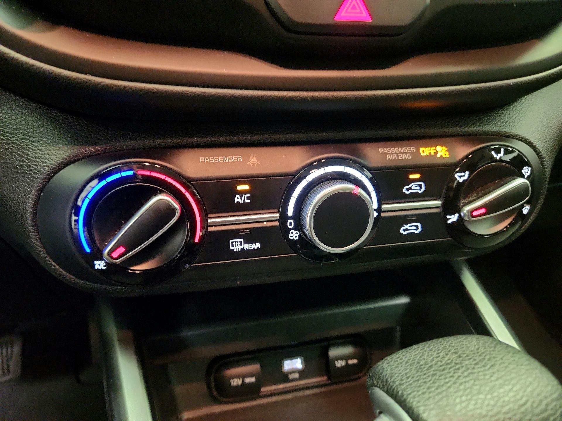 Thumbnail: 2025 Kia Soul - 16