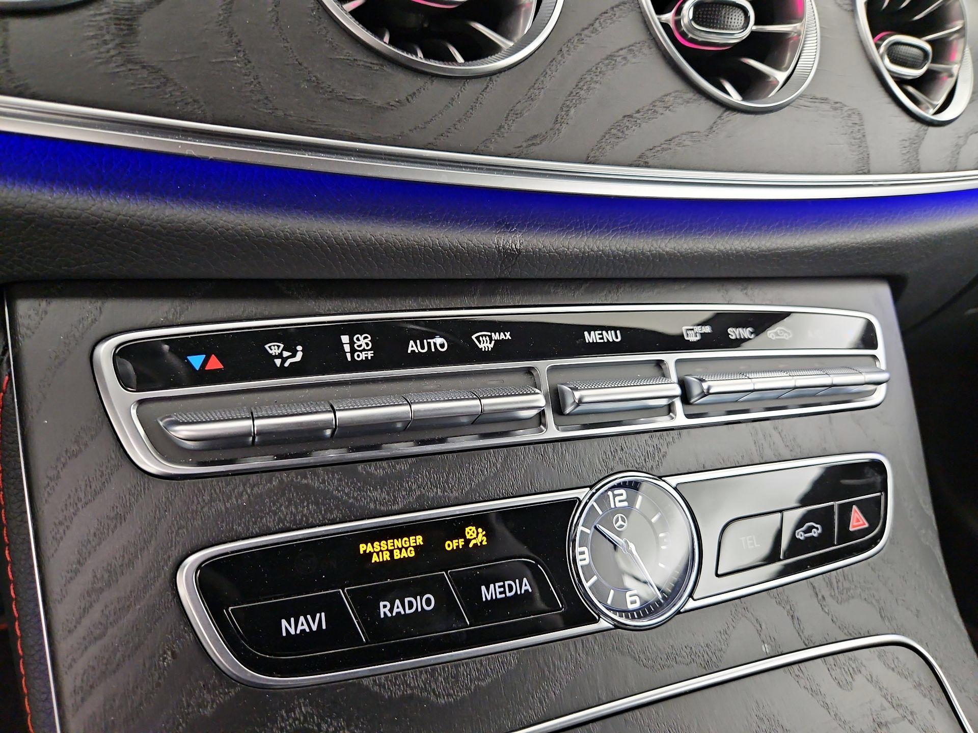 Thumbnail: 2019 Mercedes-Benz E-Class - 17