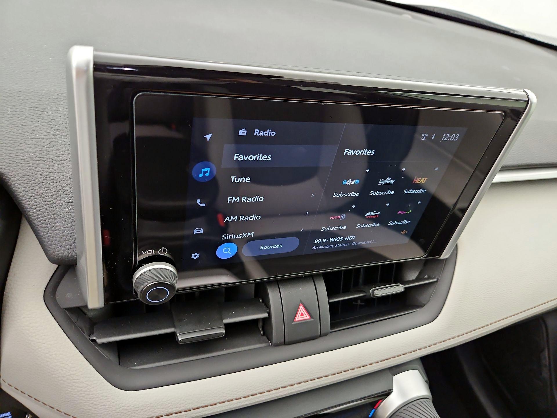 Thumbnail: 2025 Toyota RAV4 - 16