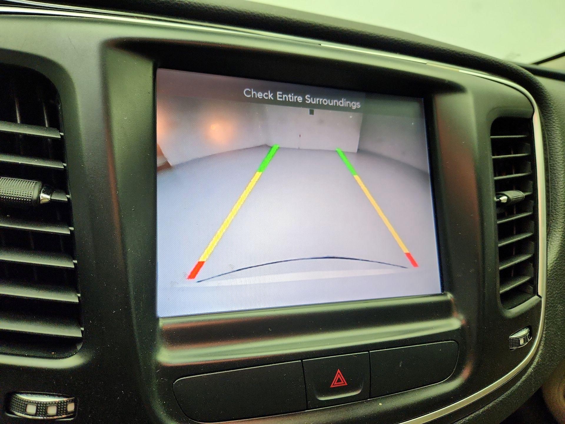 Thumbnail: 2016 Chrysler 200 - 15