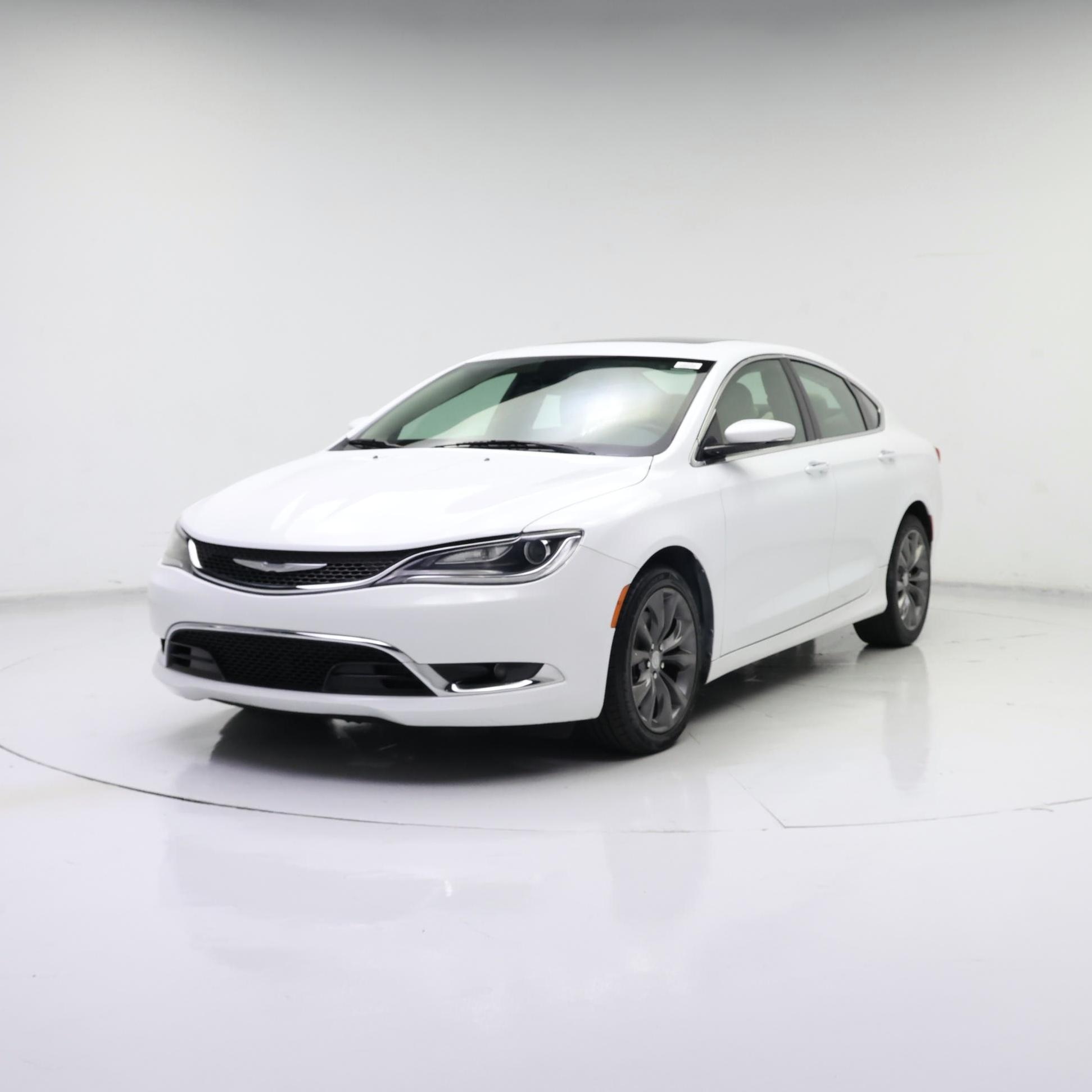Thumbnail: 2016 Chrysler 200 - 4