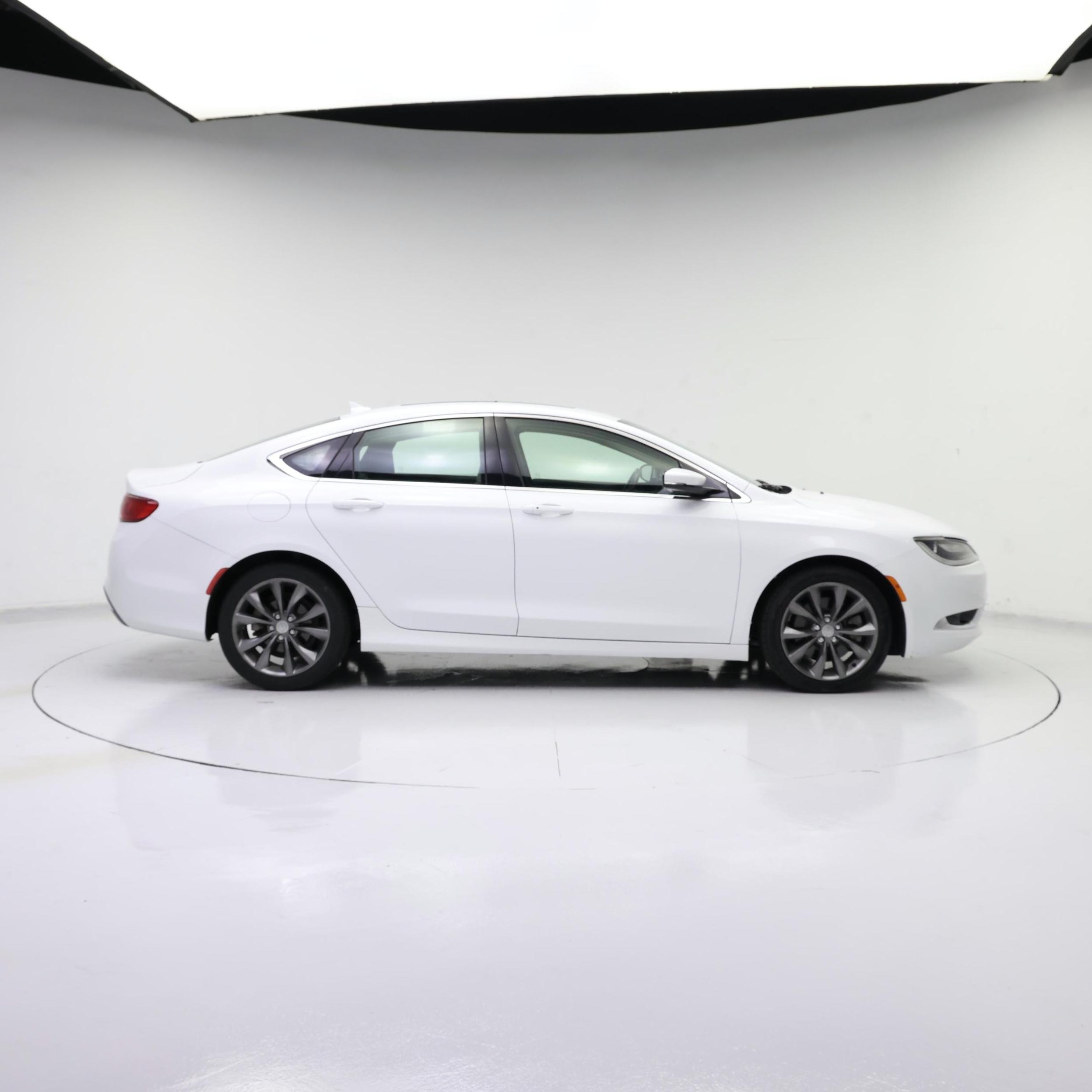 Thumbnail: 2016 Chrysler 200 - 7