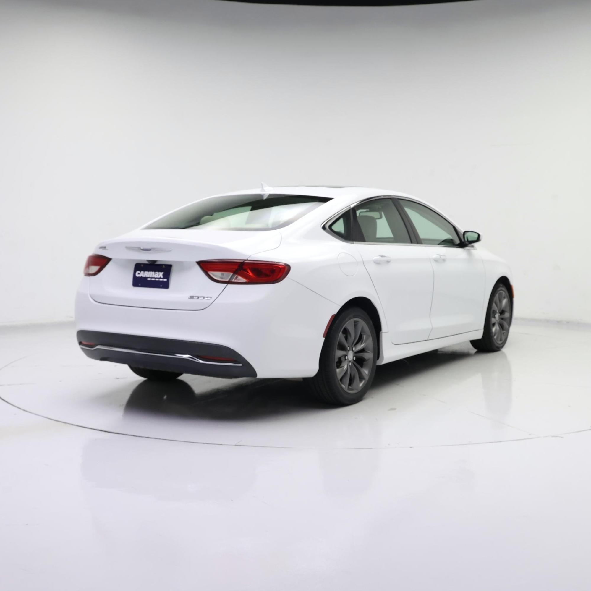 Thumbnail: 2016 Chrysler 200 - 8