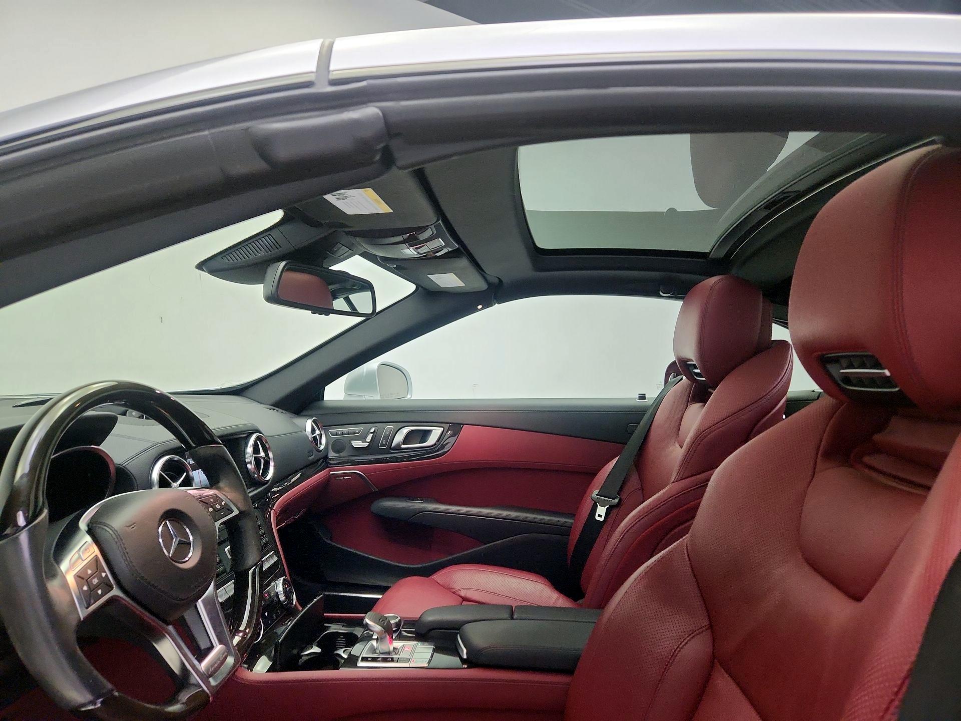 Thumbnail: 2015 Mercedes-Benz SL-Class - 18