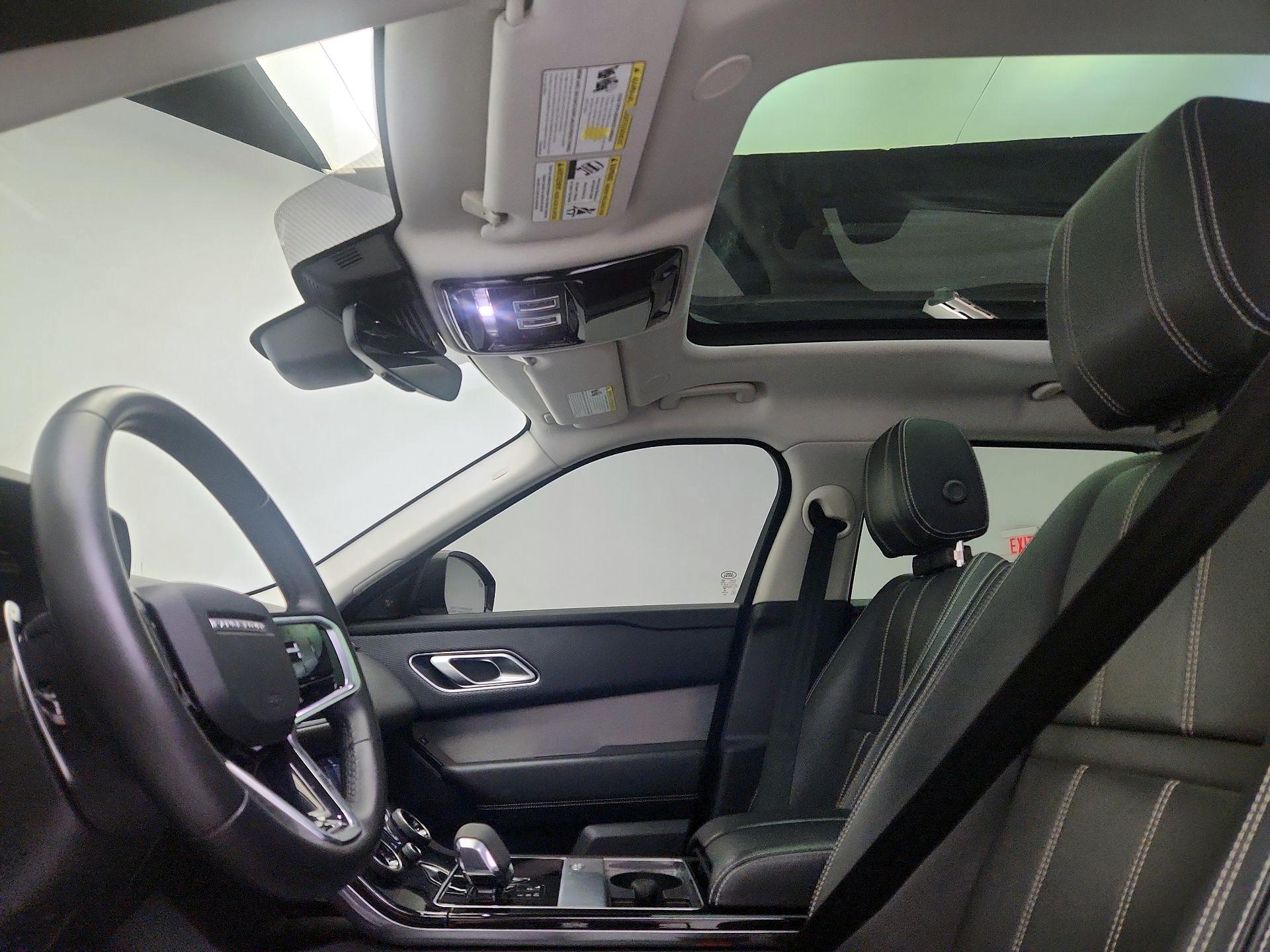 Thumbnail: 2021 Land Rover Range Rover Velar - 19