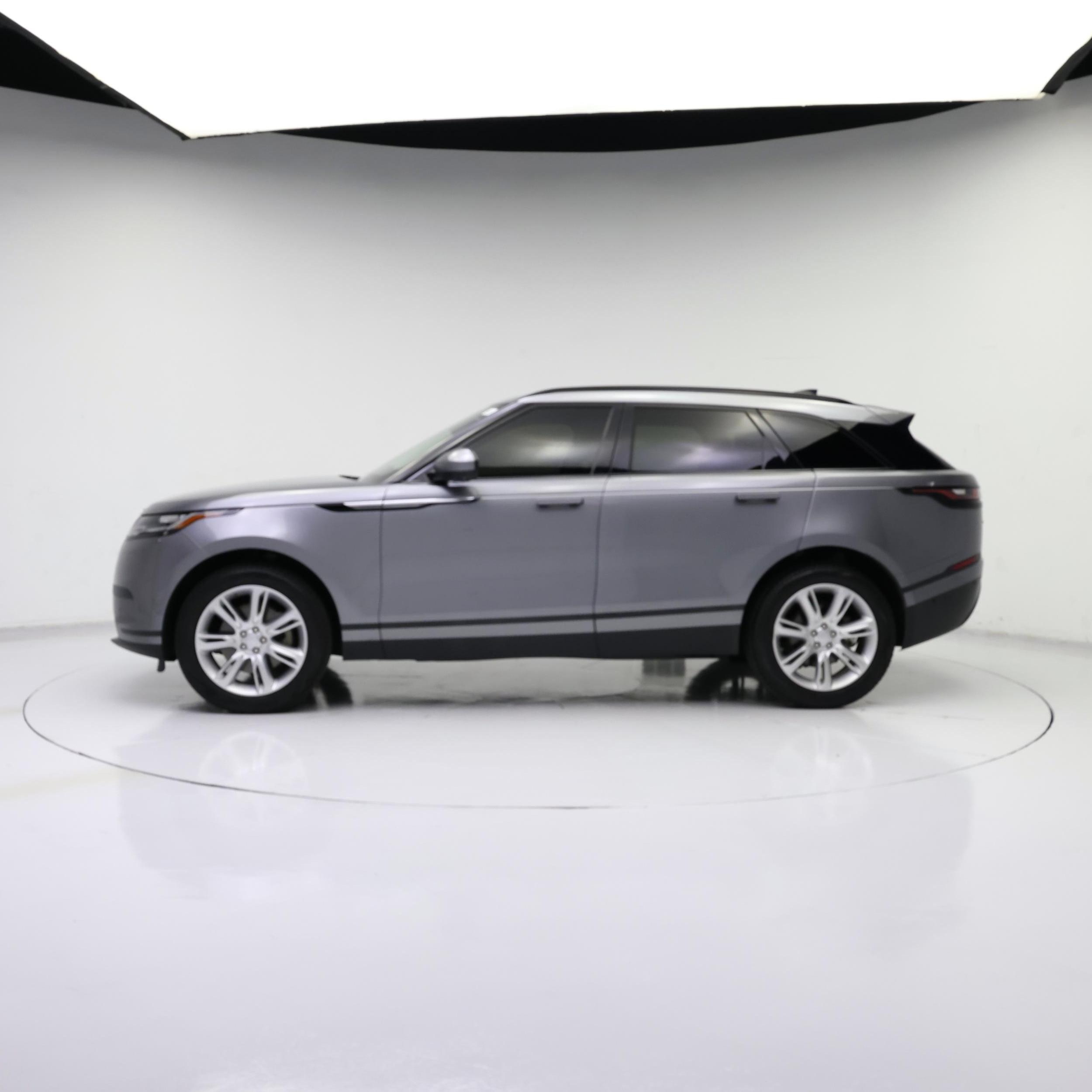 Thumbnail: 2021 Land Rover Range Rover Velar - 3