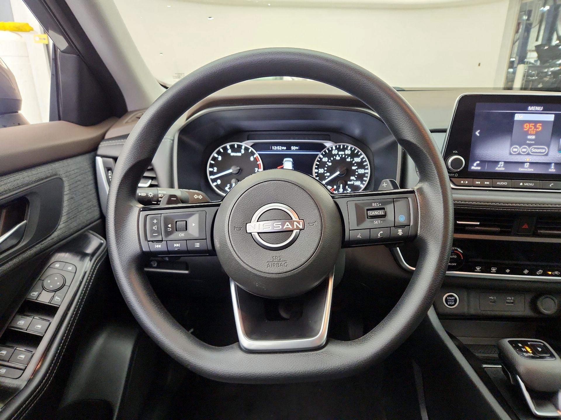 Thumbnail: 2023 Nissan Rogue - 10