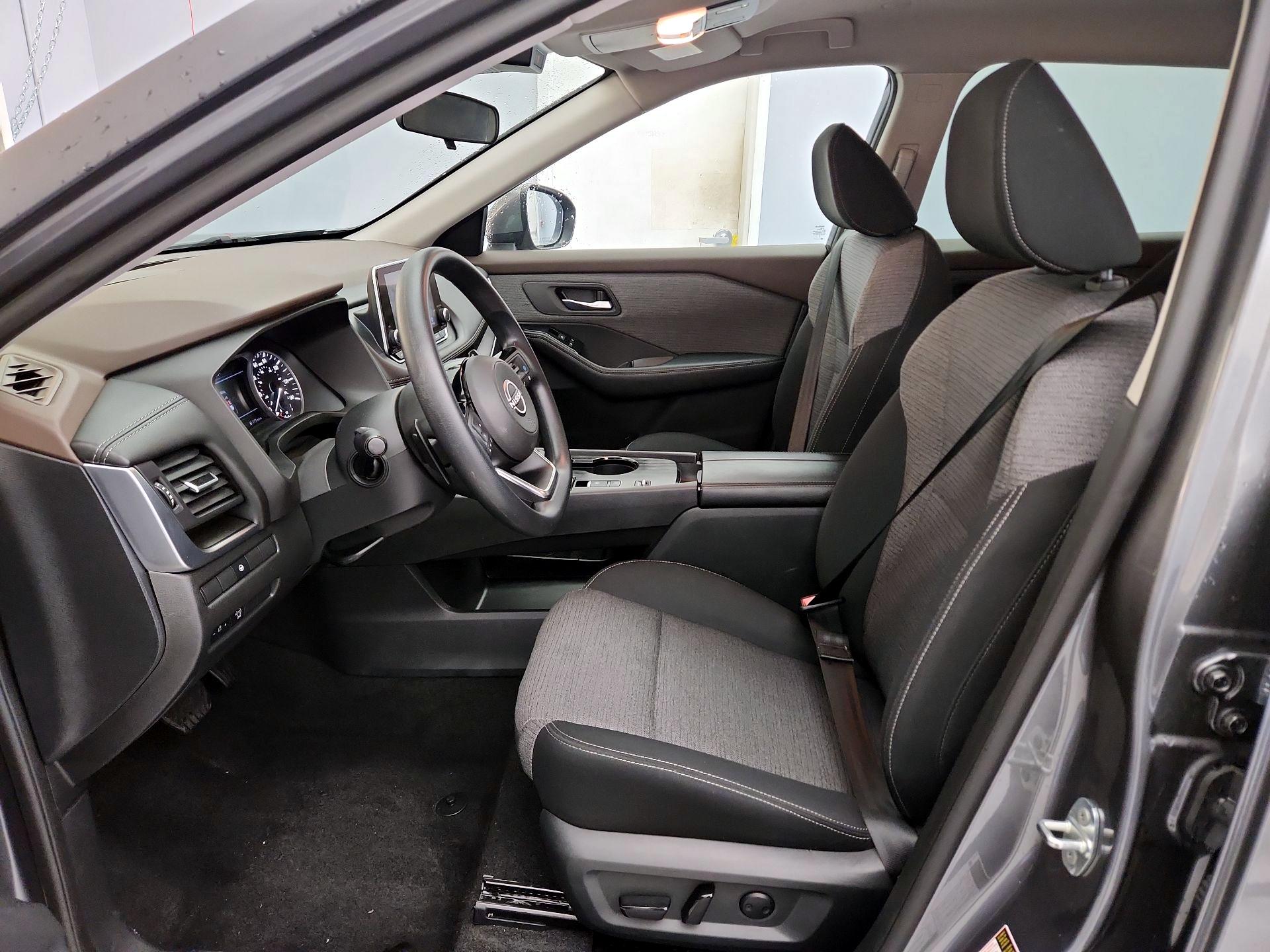 Thumbnail: 2023 Nissan Rogue - 11