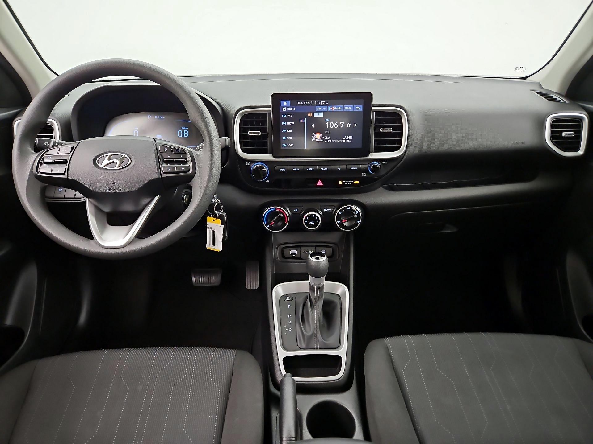 Thumbnail: 2023 Hyundai Venue - 9