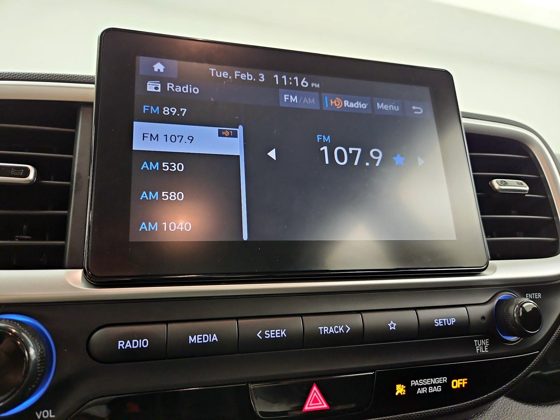 Thumbnail: 2023 Hyundai Venue - 15