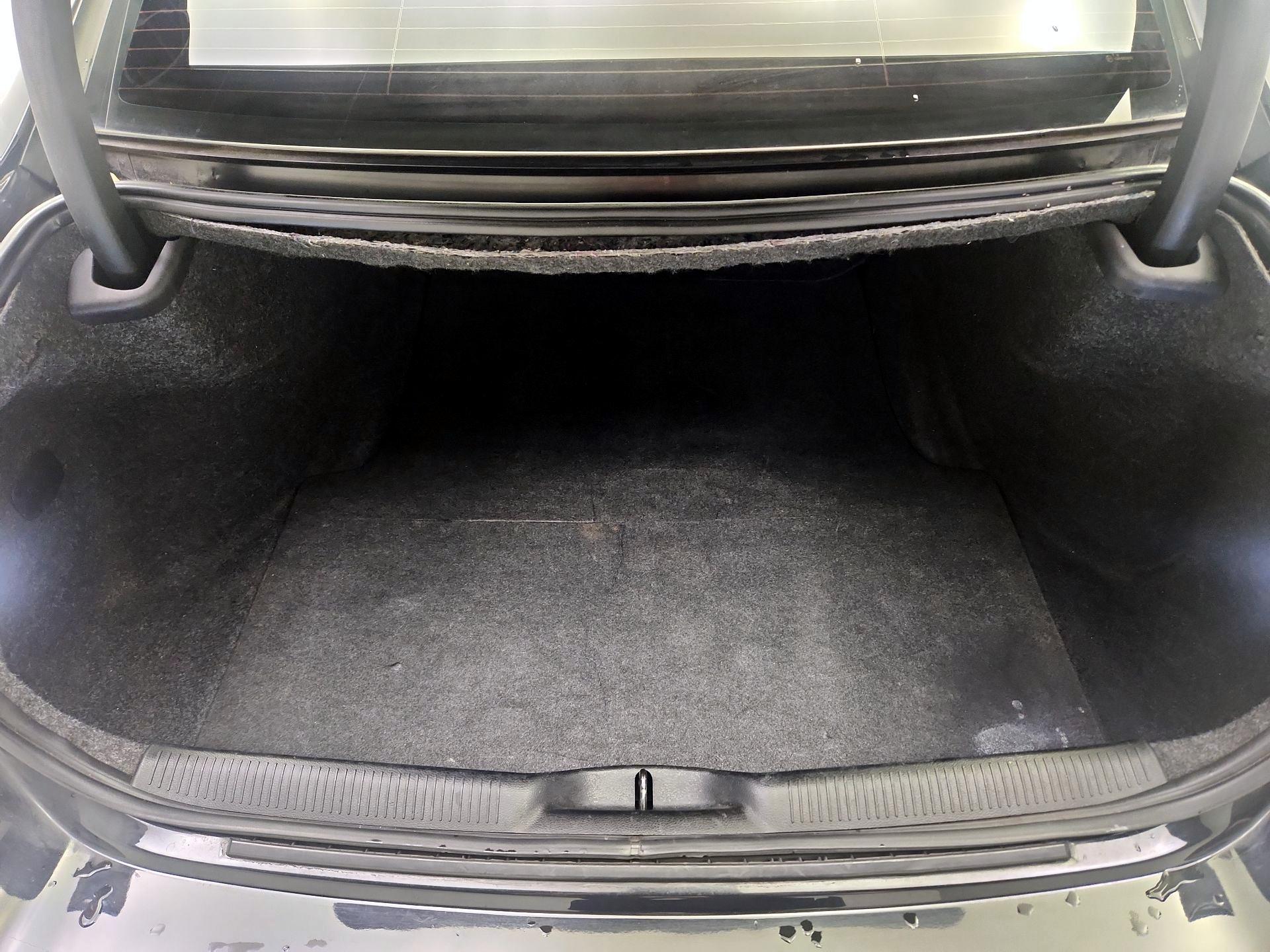 Thumbnail: 2018 Dodge Charger - 20