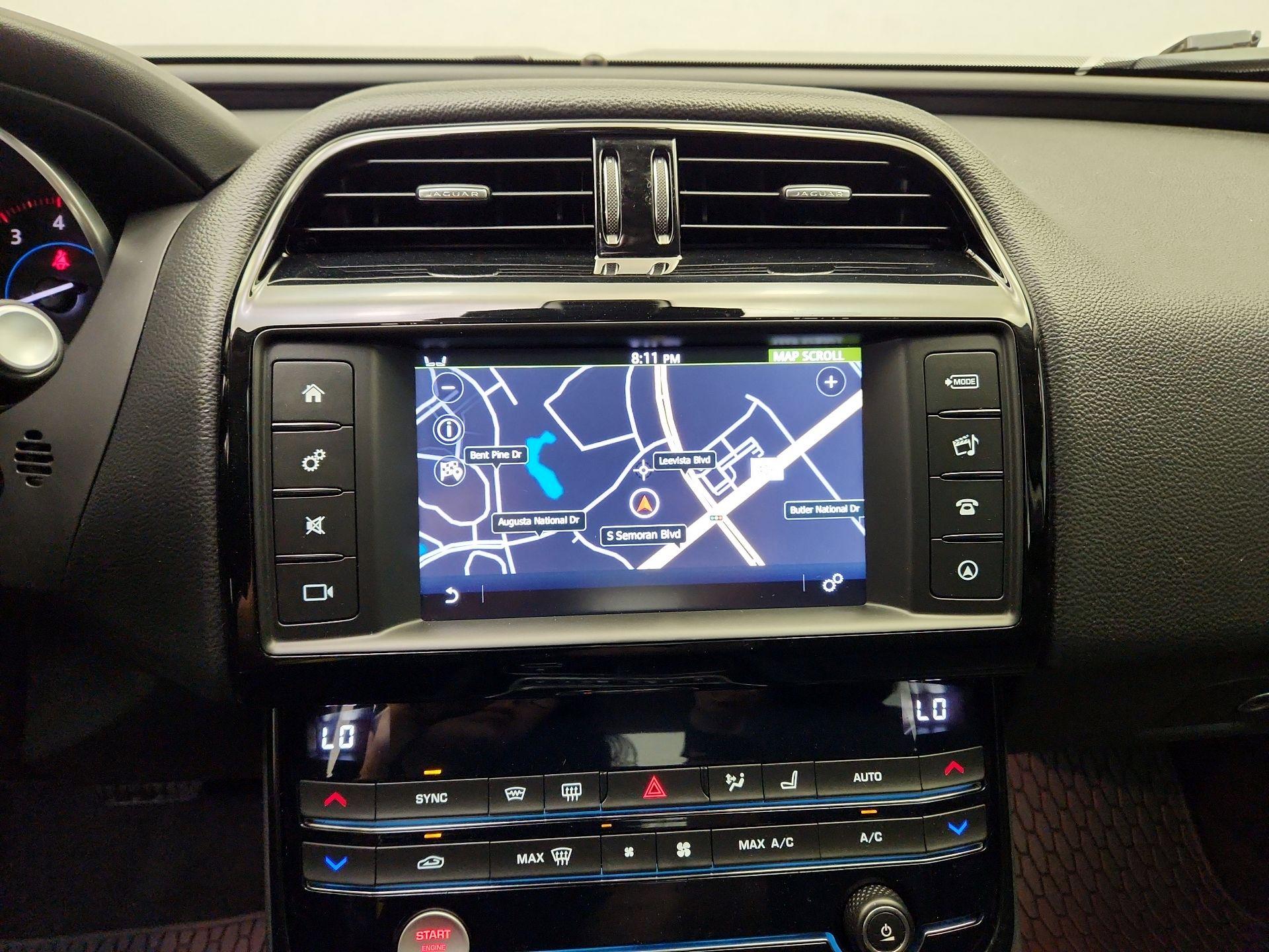 Thumbnail: 2017 Jaguar XE - 14