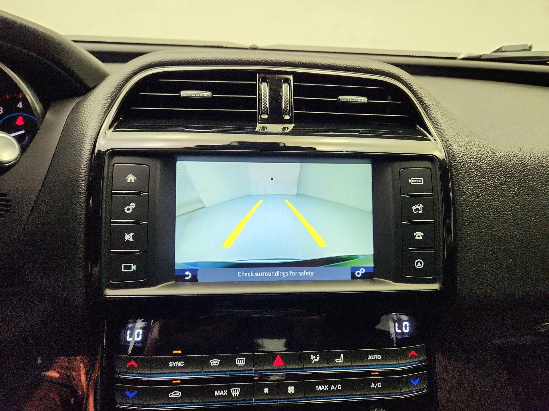 Thumbnail: 2017 Jaguar XE - 15