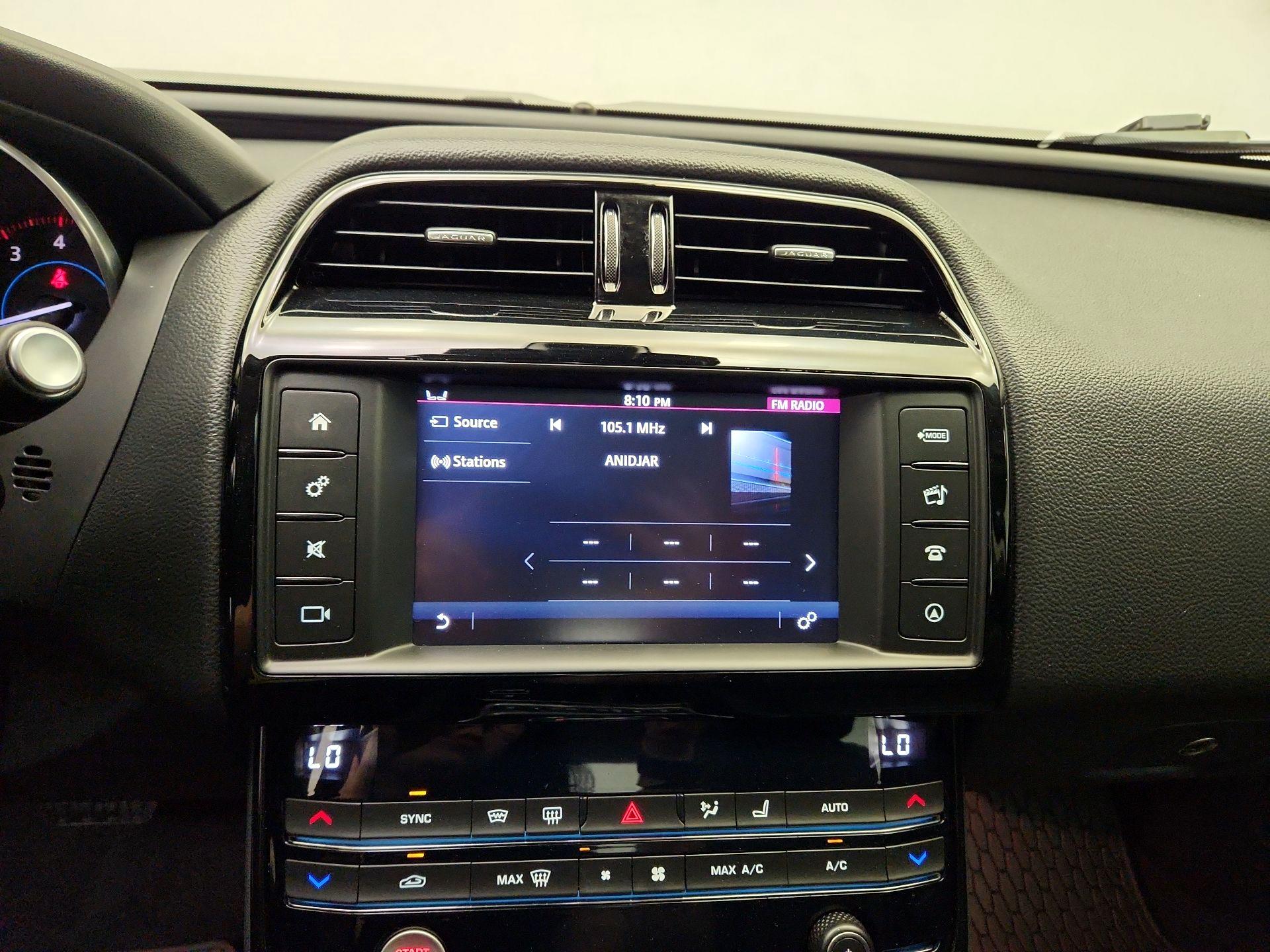 Thumbnail: 2017 Jaguar XE - 16