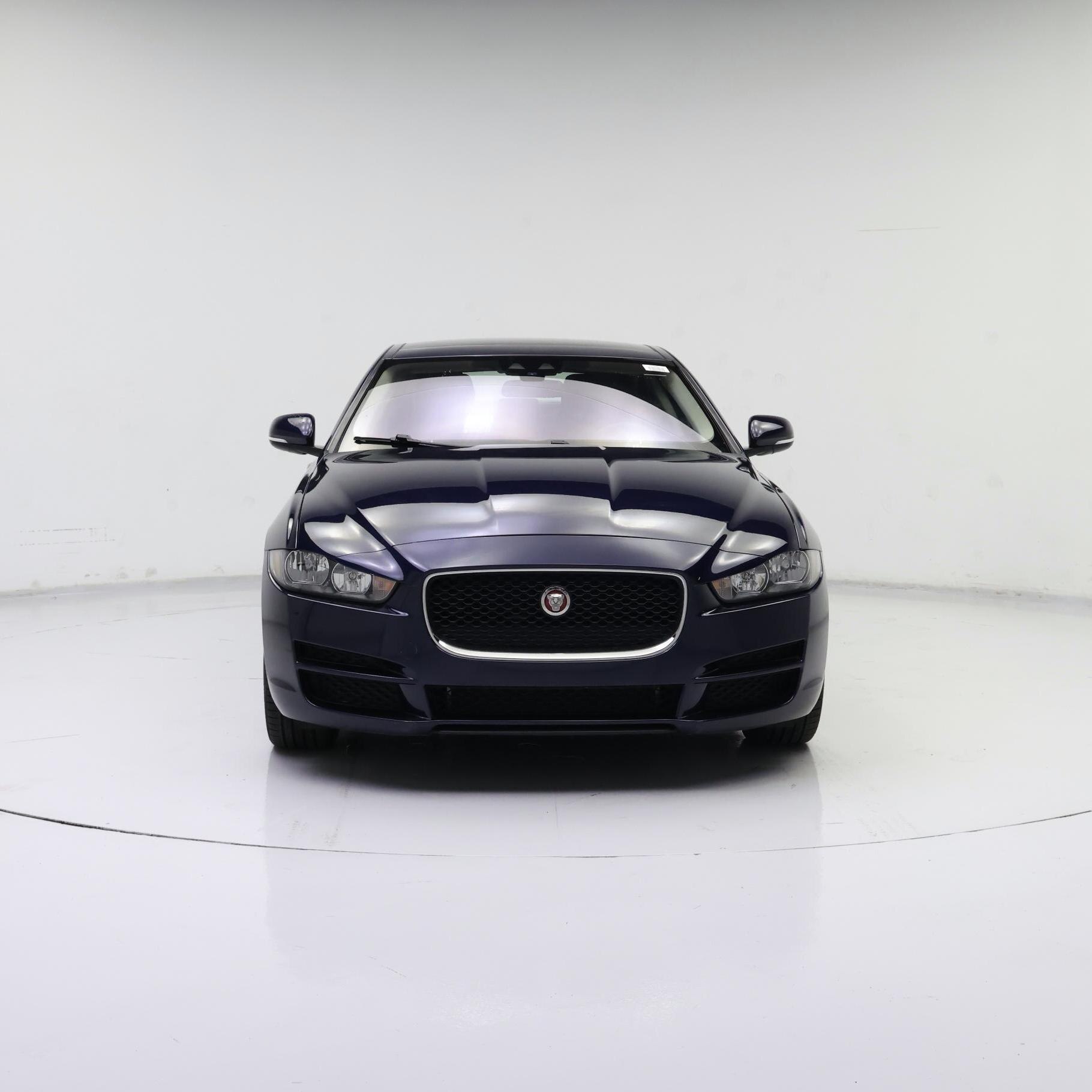 Thumbnail: 2017 Jaguar XE - 5