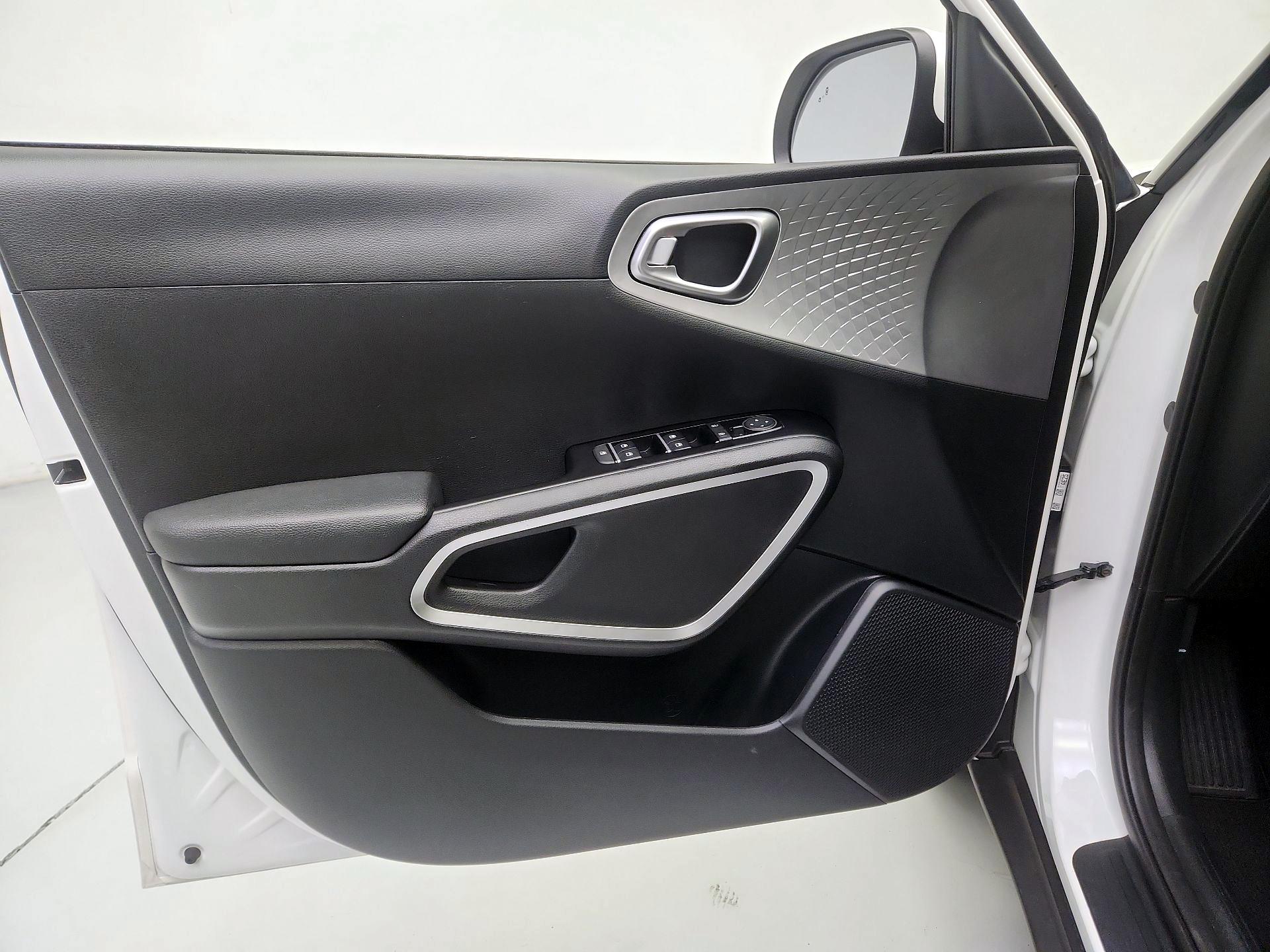 Thumbnail: 2025 Kia Soul - 12