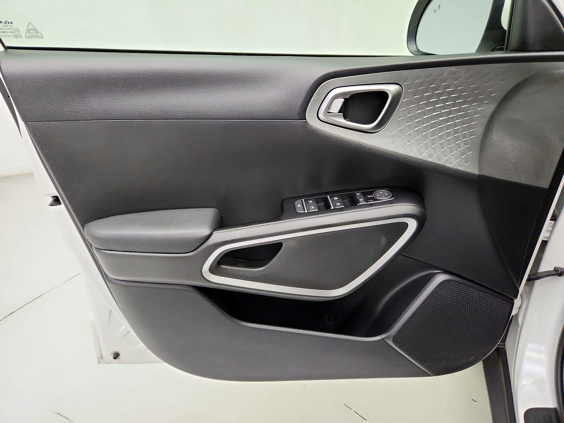 Thumbnail: 2025 Kia Soul - 12