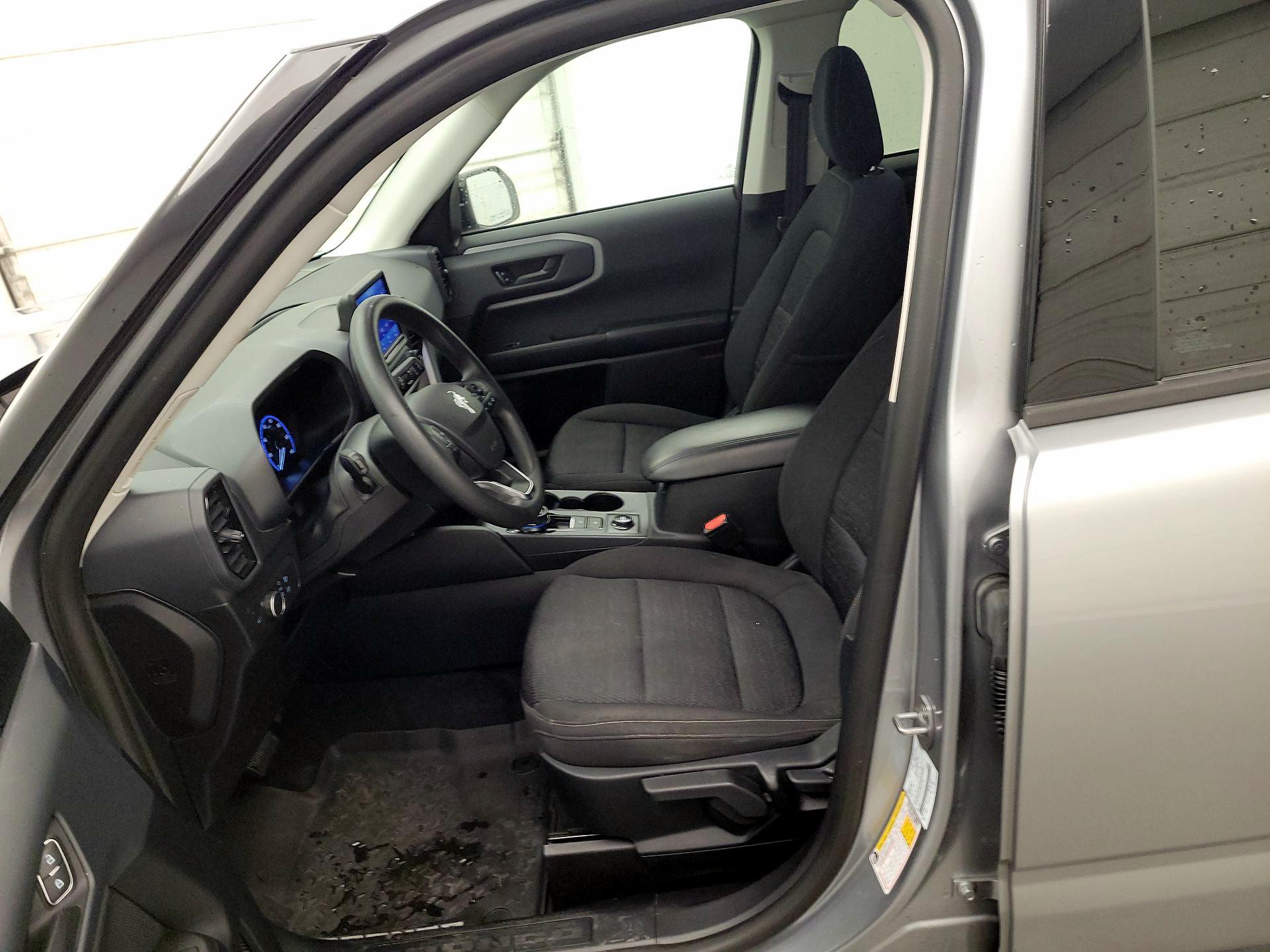 Thumbnail: 2021 Ford Bronco Sport - 11