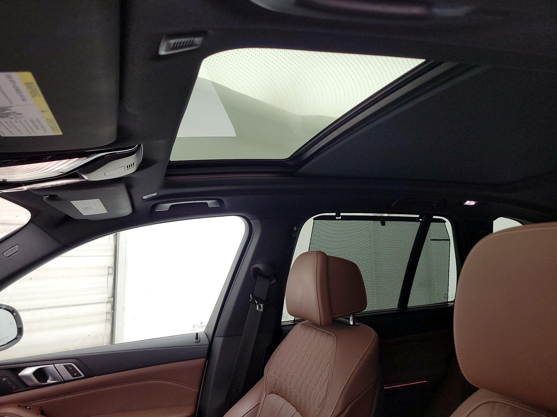 Thumbnail: 2022 BMW X5 - 19