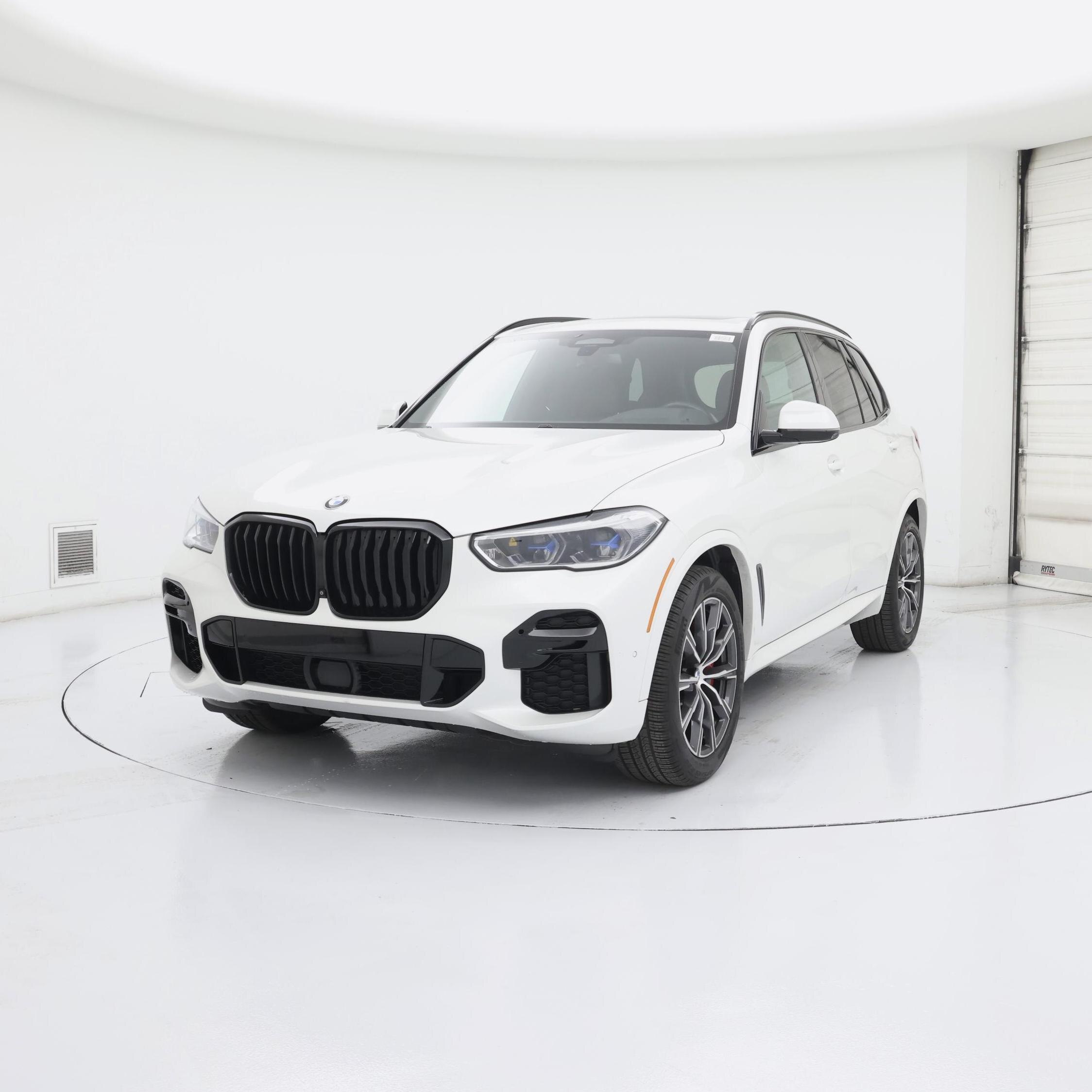 Thumbnail: 2022 BMW X5 - 4