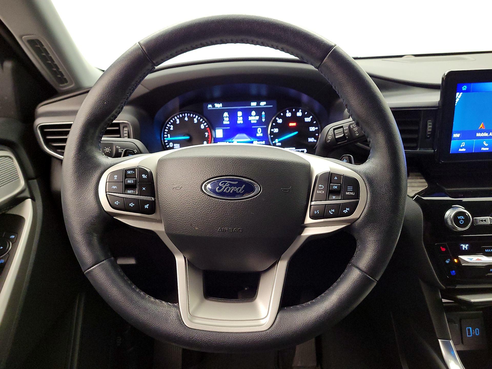 Thumbnail: 2021 Ford Explorer - 10