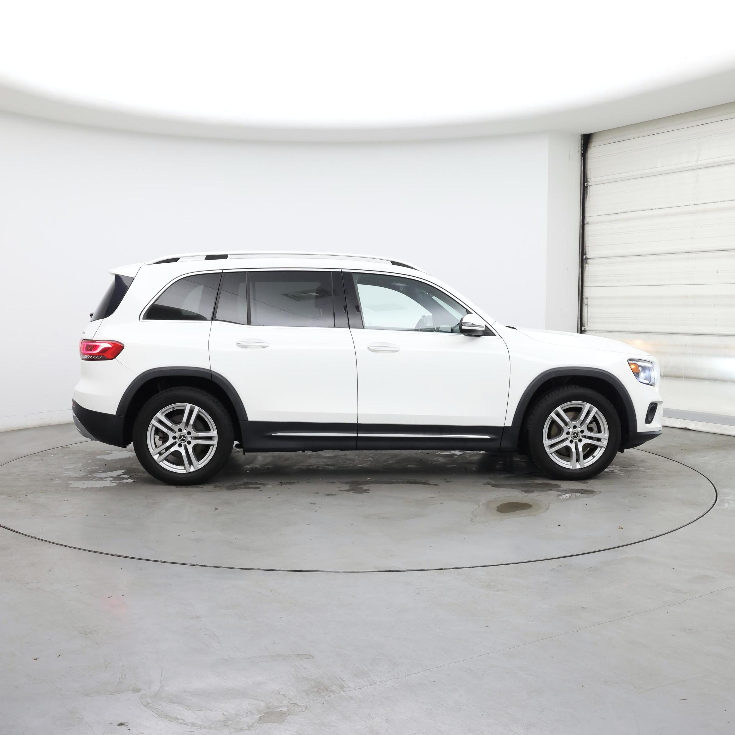 Thumbnail: 2021 Mercedes-Benz GLB - 7