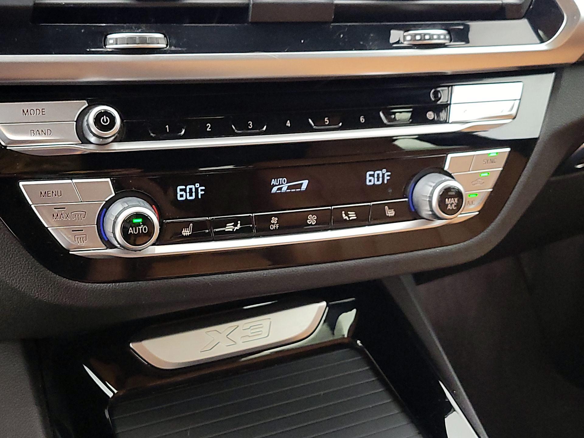 Thumbnail: 2020 BMW X3 - 16