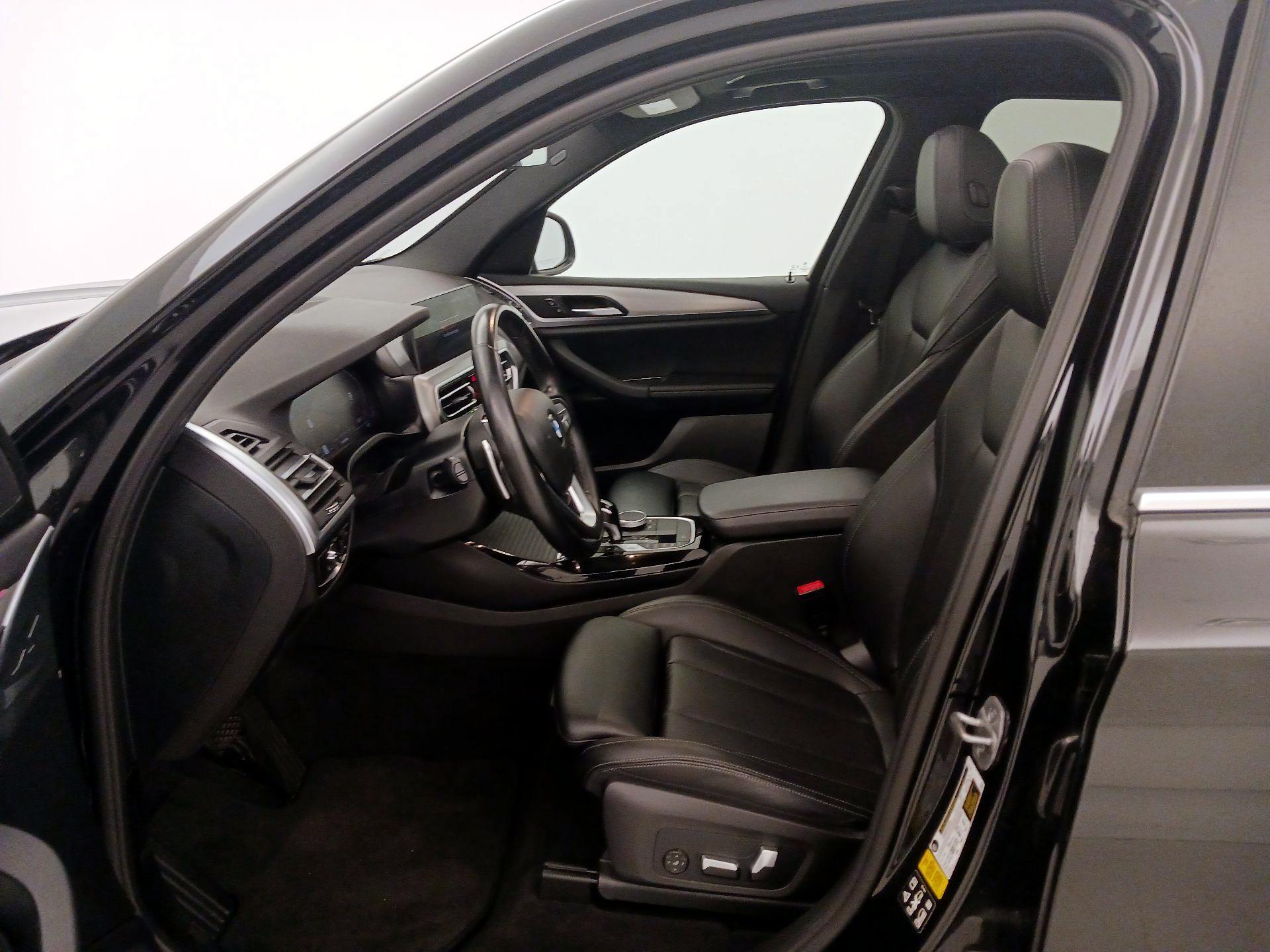 Thumbnail: 2023 BMW X3 - 11