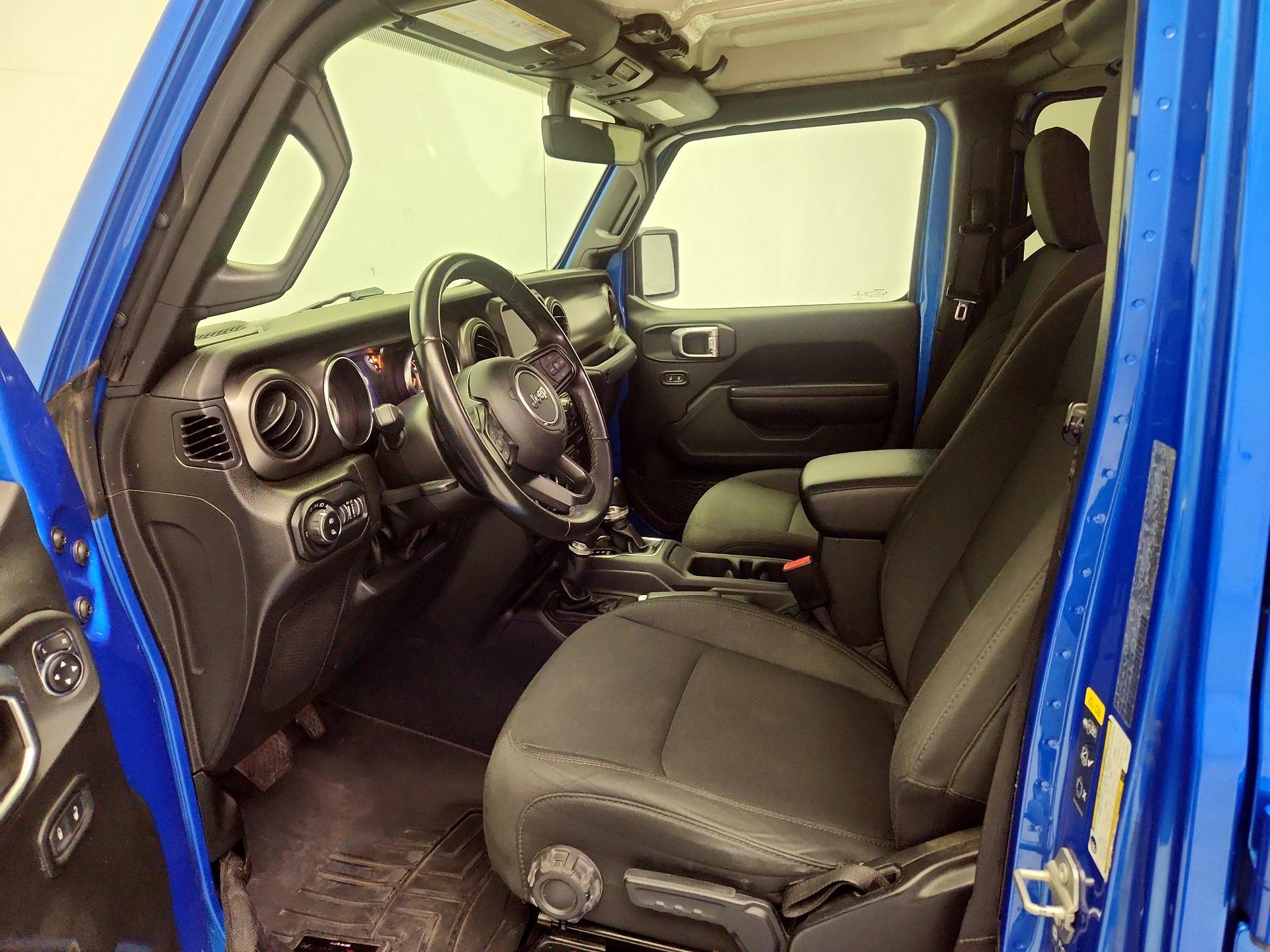 Thumbnail: 2022 Jeep Gladiator - 11