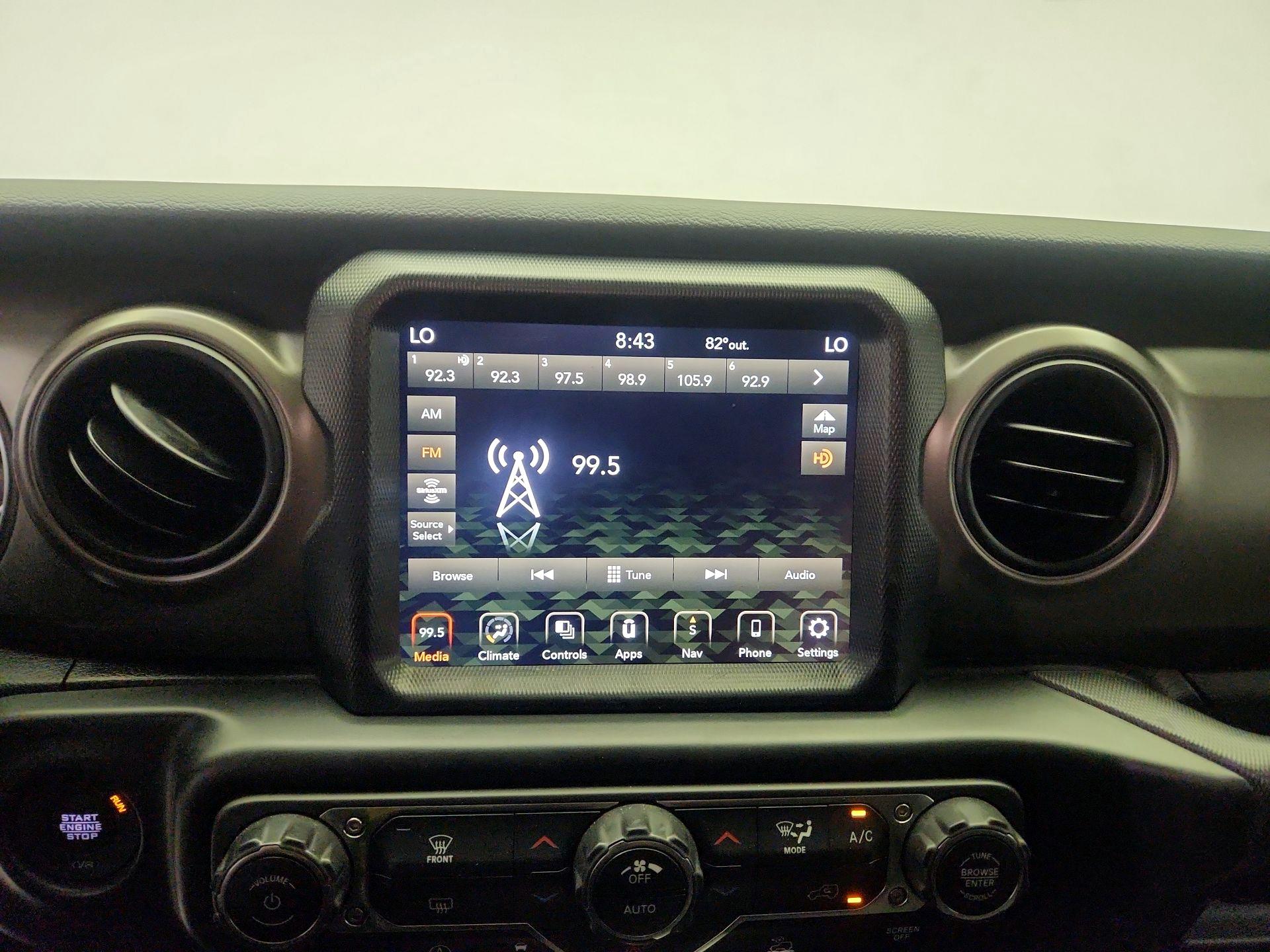 Thumbnail: 2022 Jeep Gladiator - 16