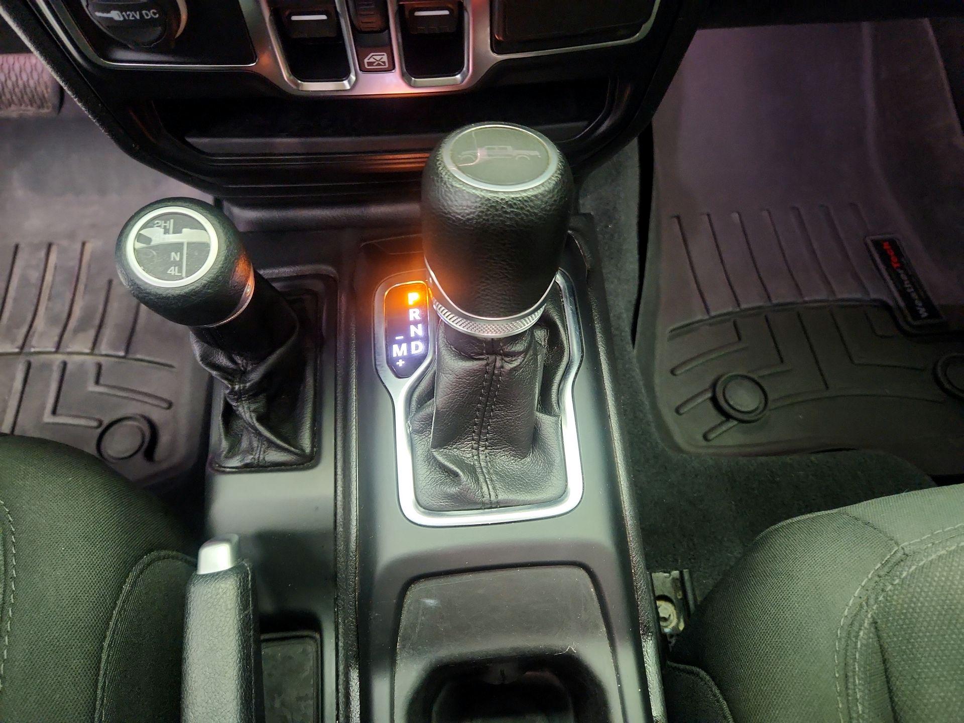 Thumbnail: 2022 Jeep Gladiator - 18