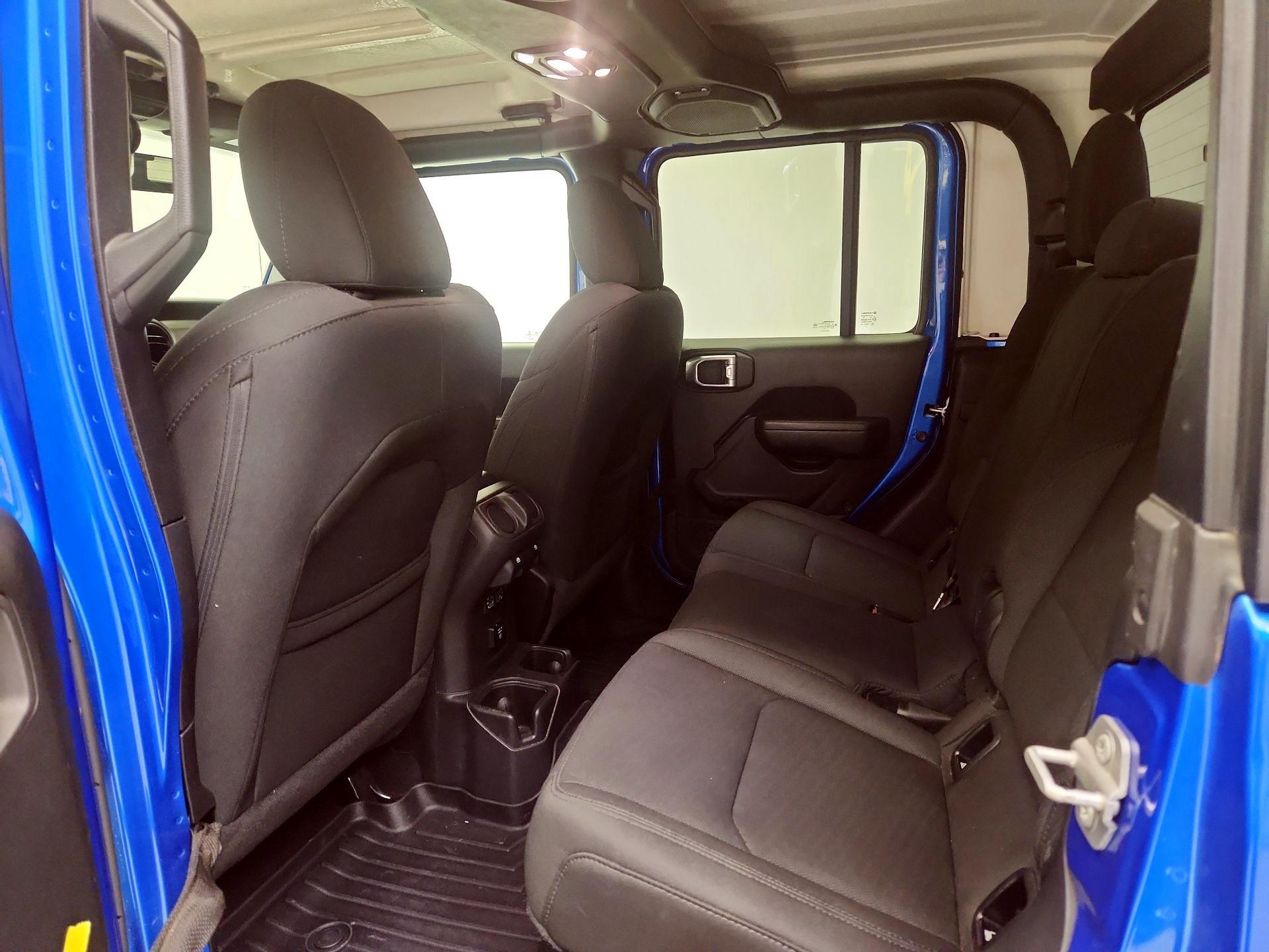 Thumbnail: 2022 Jeep Gladiator - 20