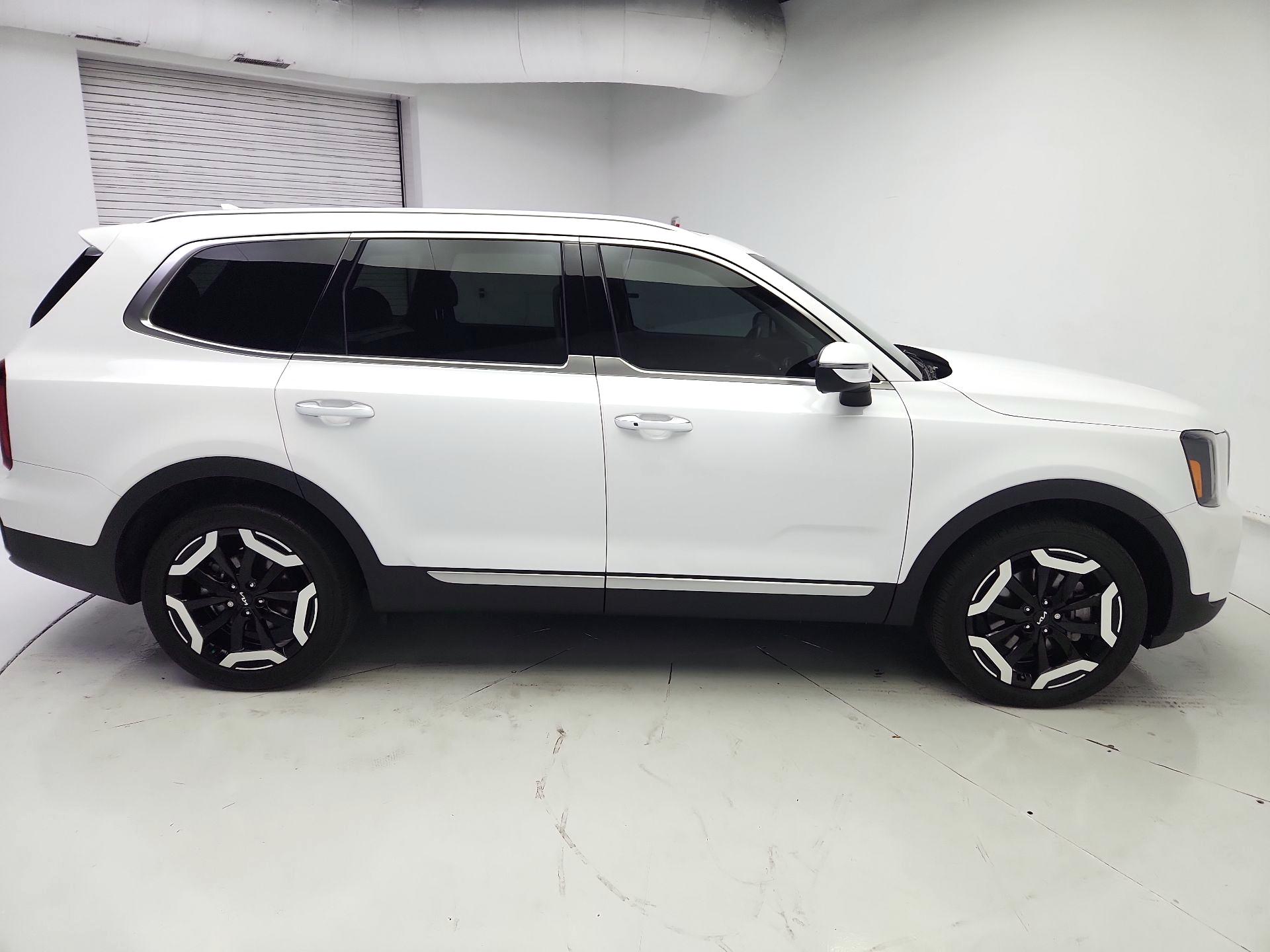 Thumbnail: 2025 Kia Telluride - 4