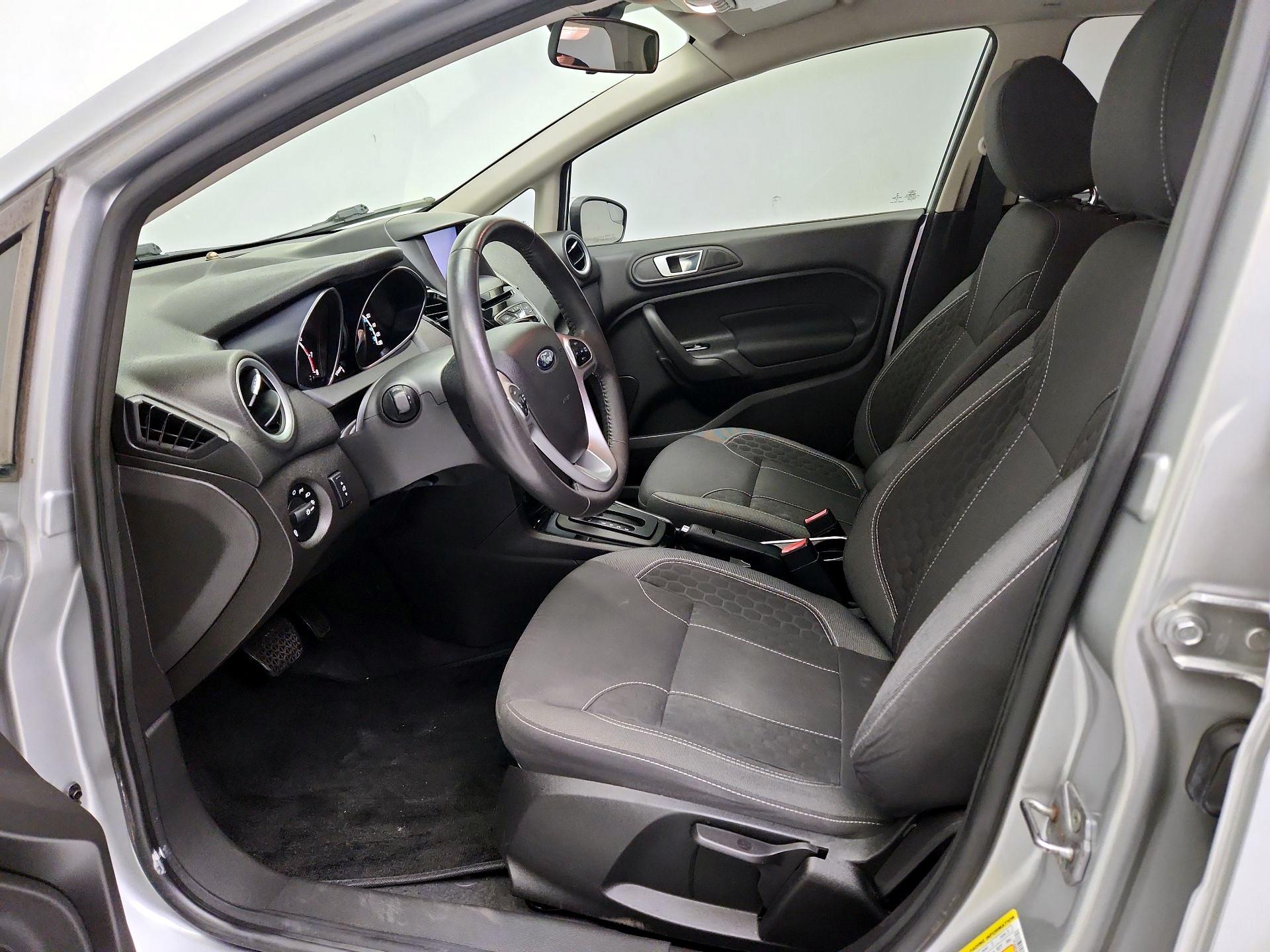 Thumbnail: 2014 Ford Fiesta - 11