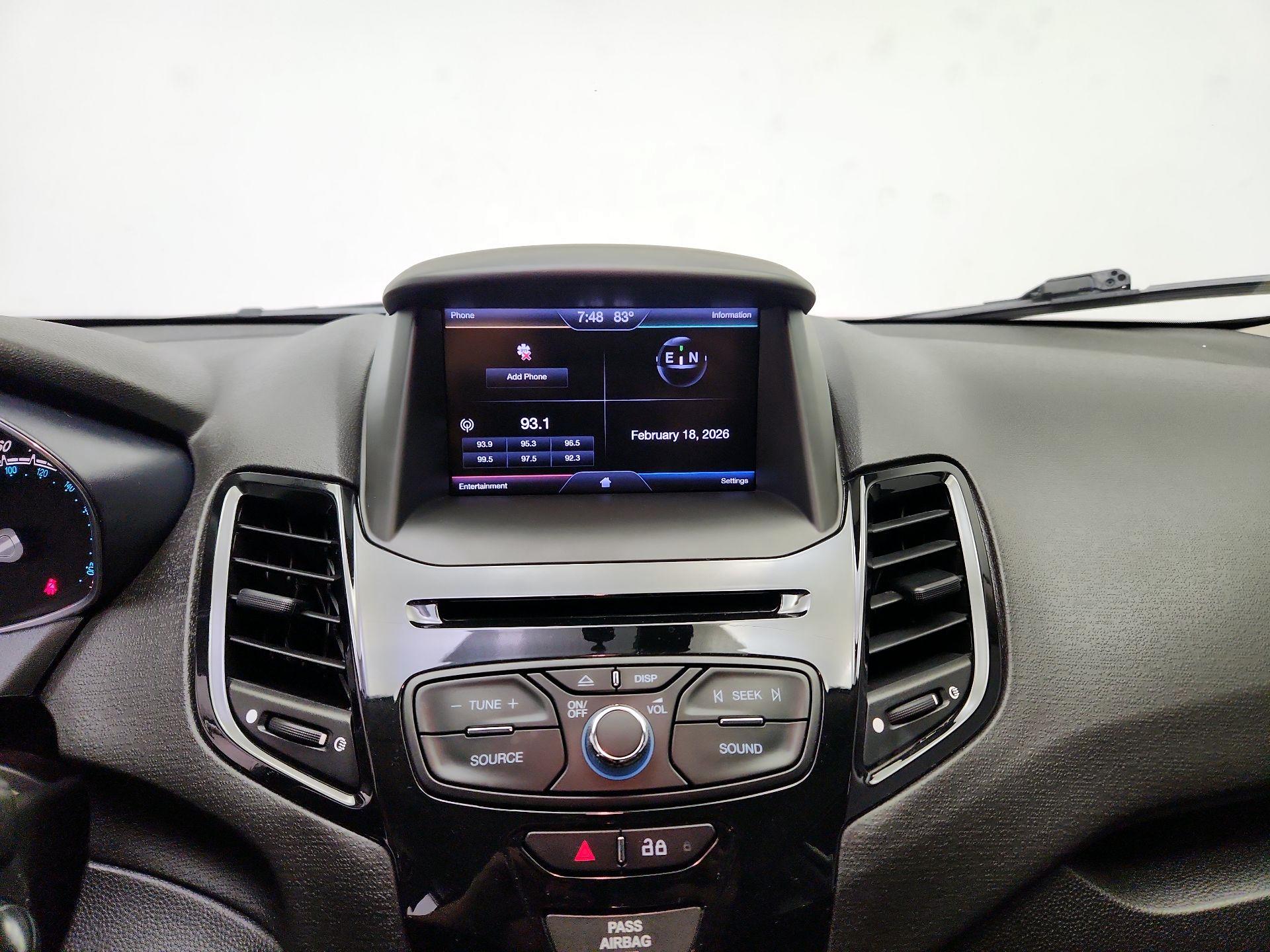 Thumbnail: 2014 Ford Fiesta - 14