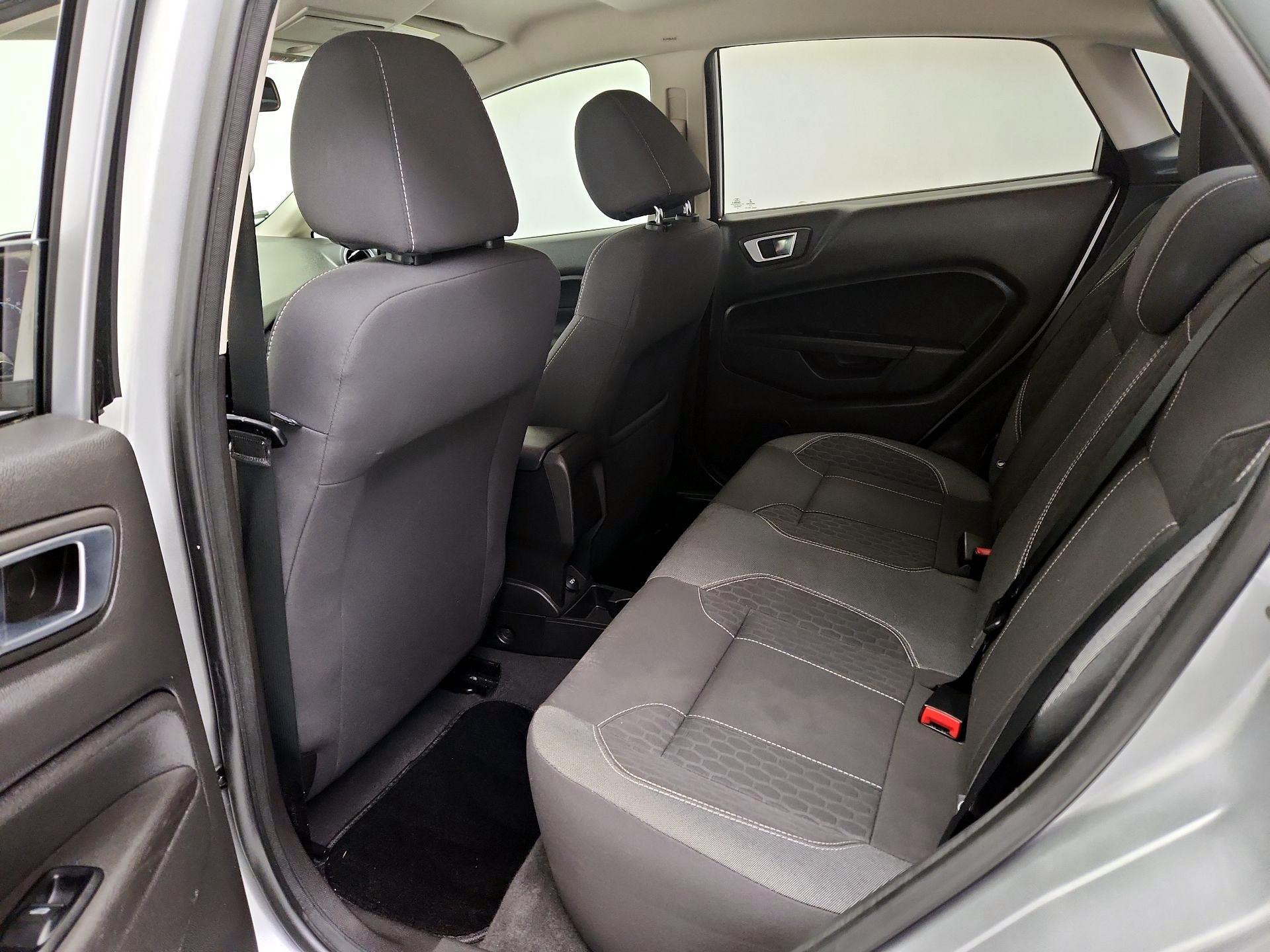 Thumbnail: 2014 Ford Fiesta - 17