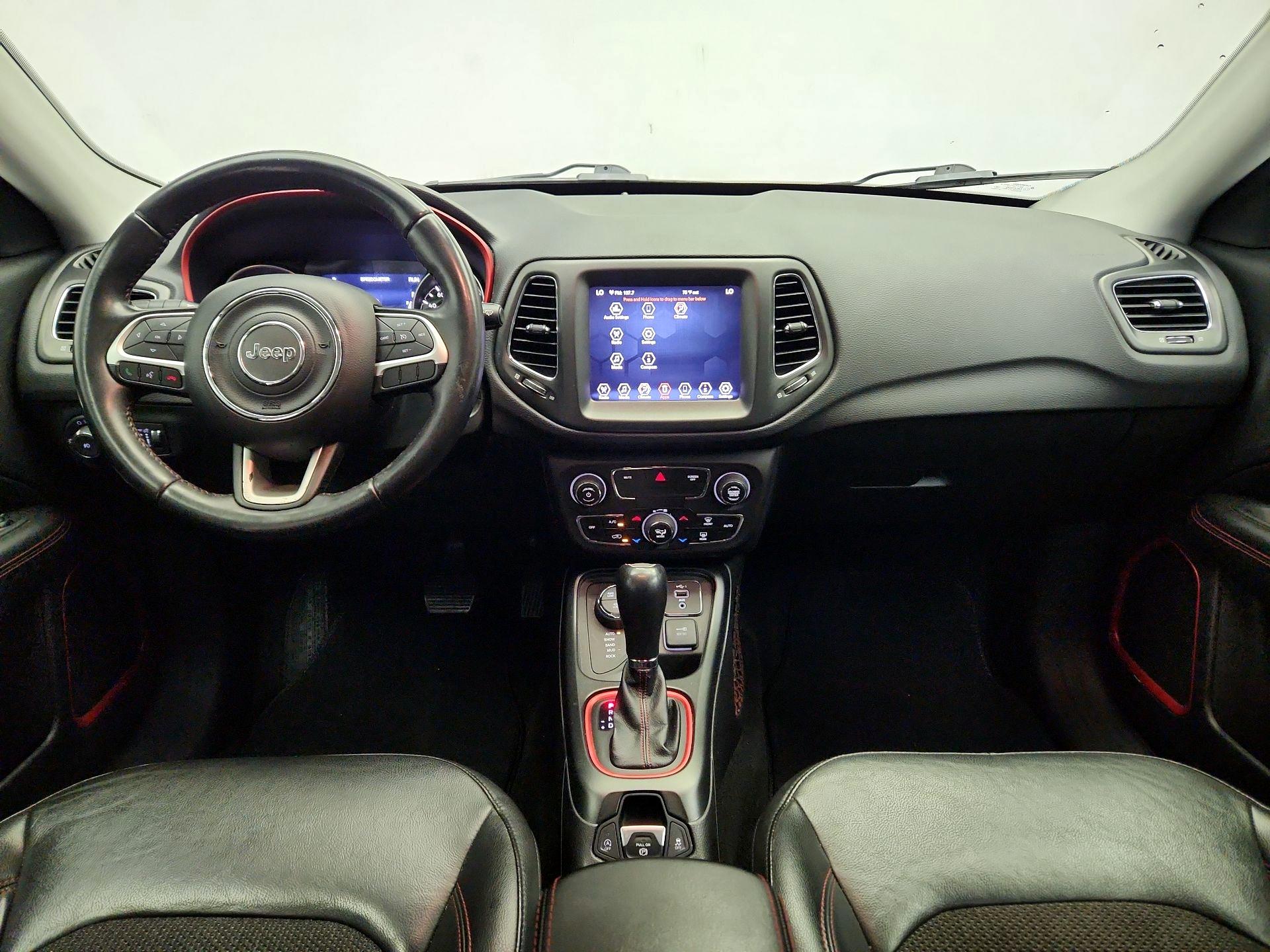 Thumbnail: 2019 Jeep Compass - 9