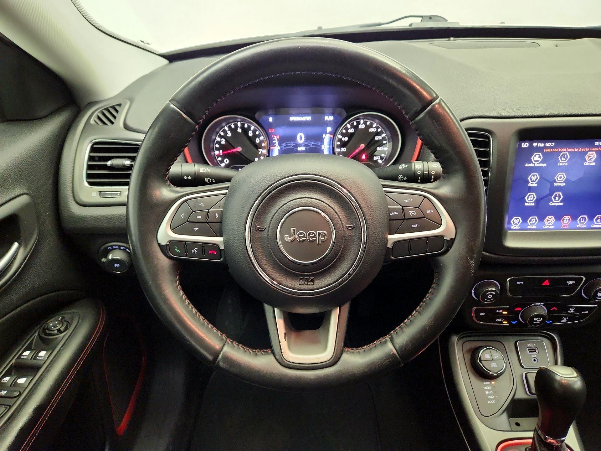 Thumbnail: 2019 Jeep Compass - 10