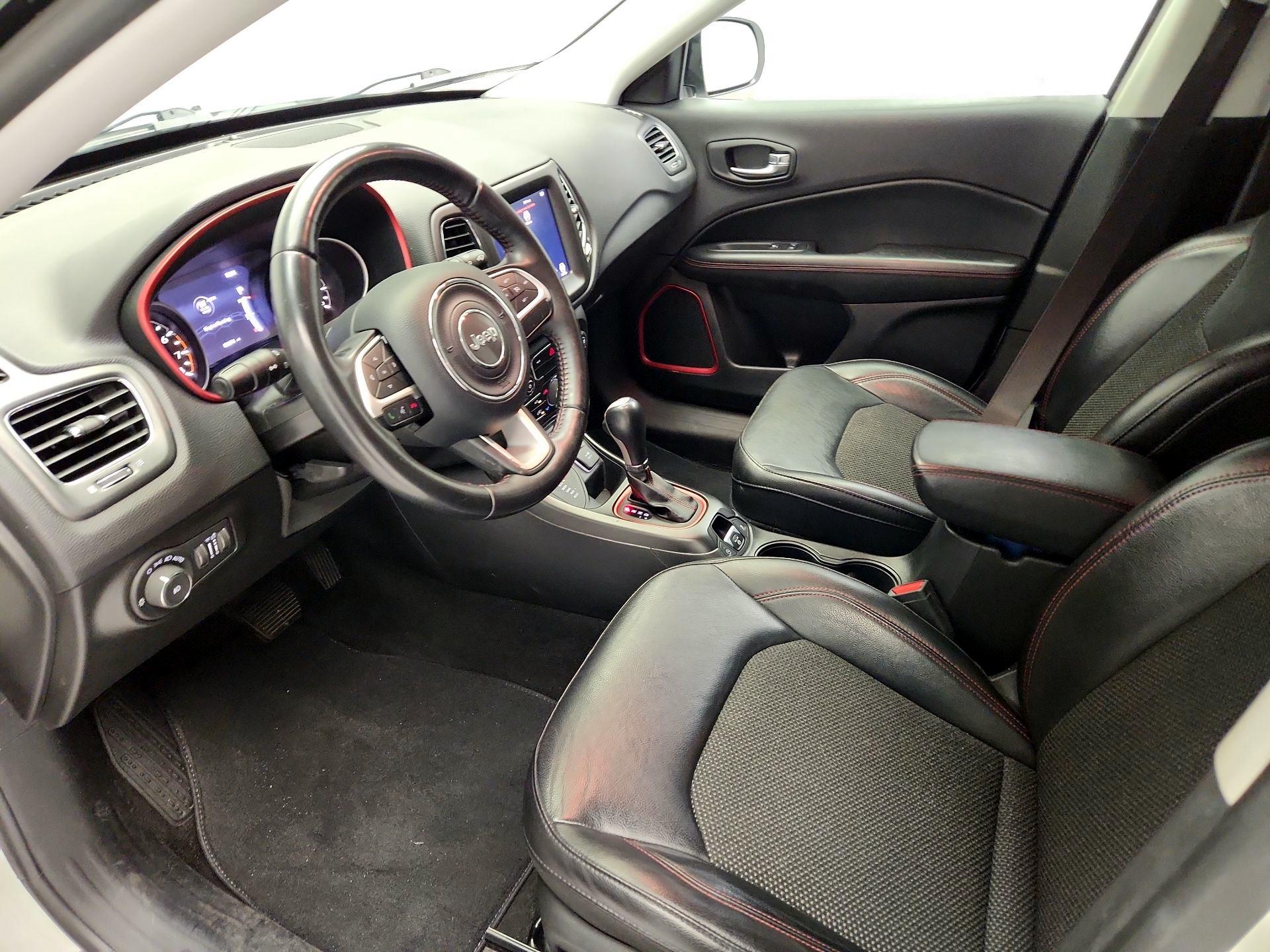 Thumbnail: 2019 Jeep Compass - 11