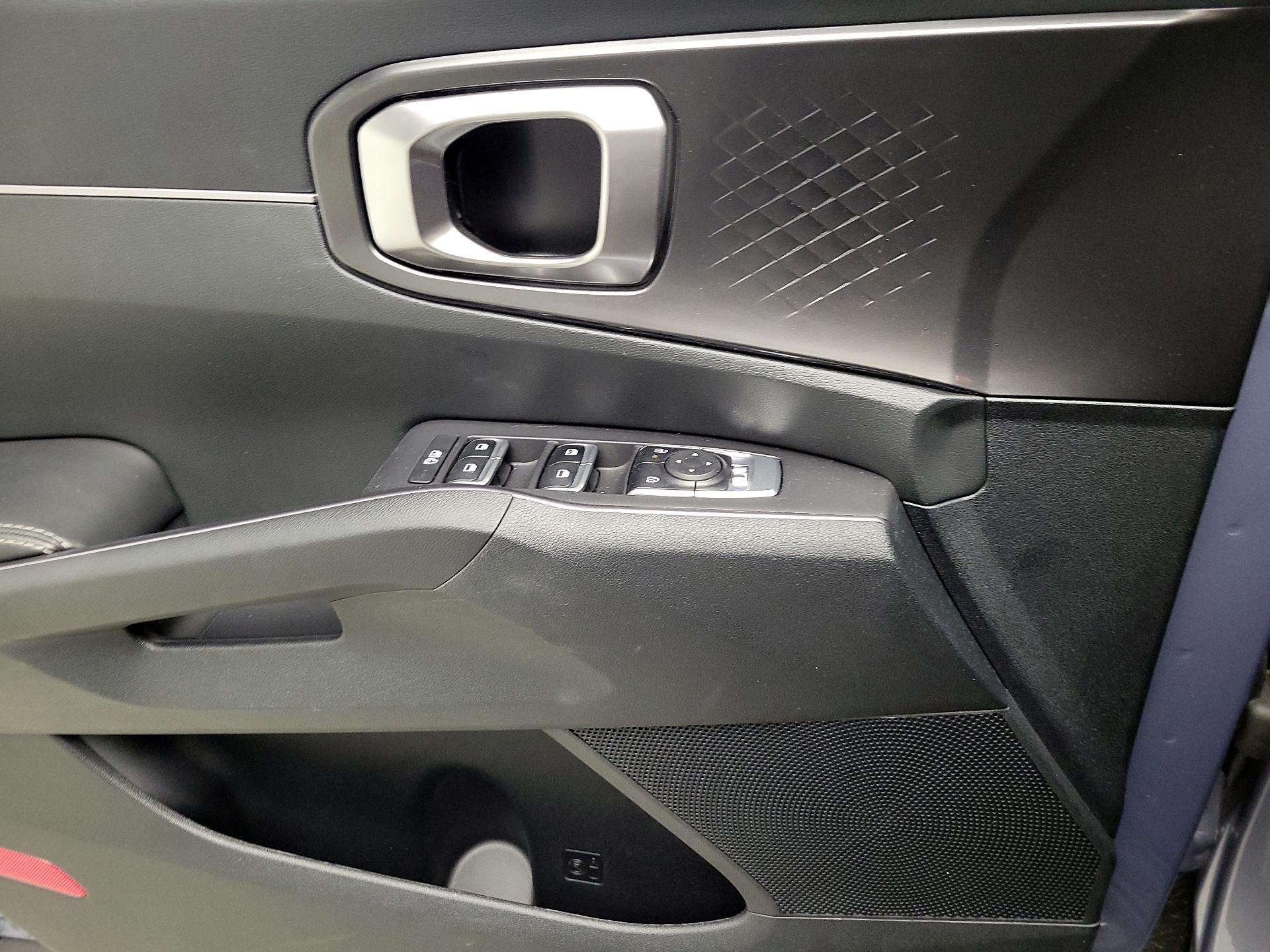 Thumbnail: 2024 Kia Sorento - 12