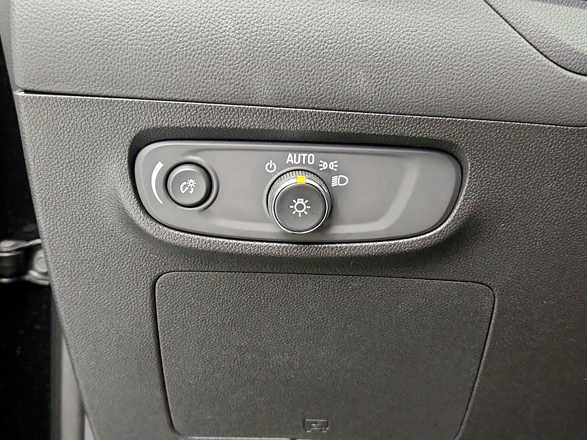 Thumbnail: 2025 Buick Encore GX - 13