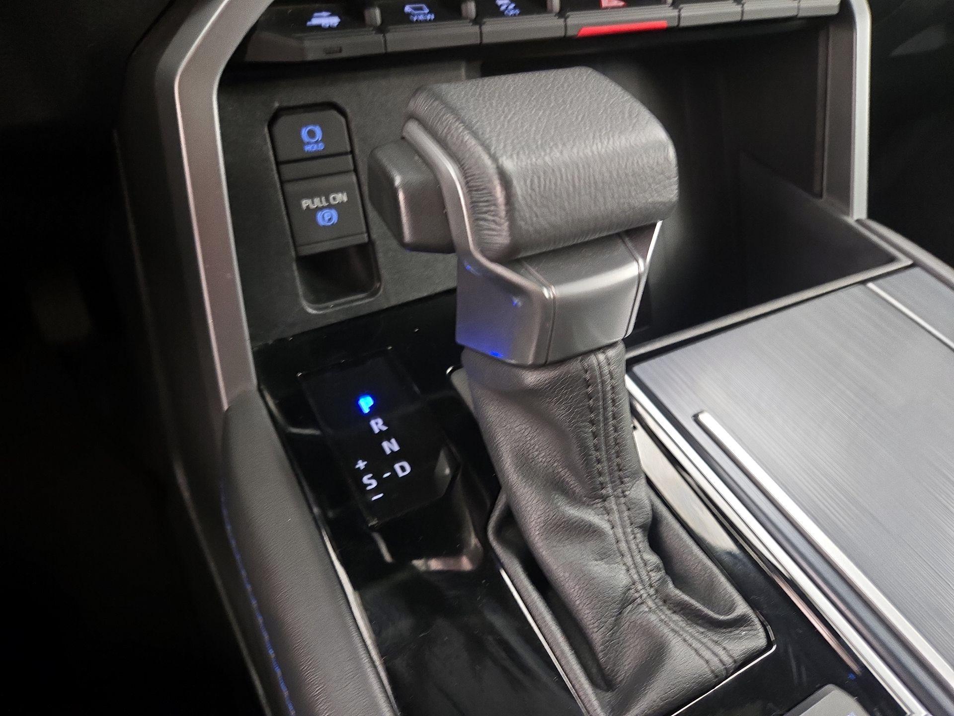 Thumbnail: 2024 Toyota Sequoia - 17