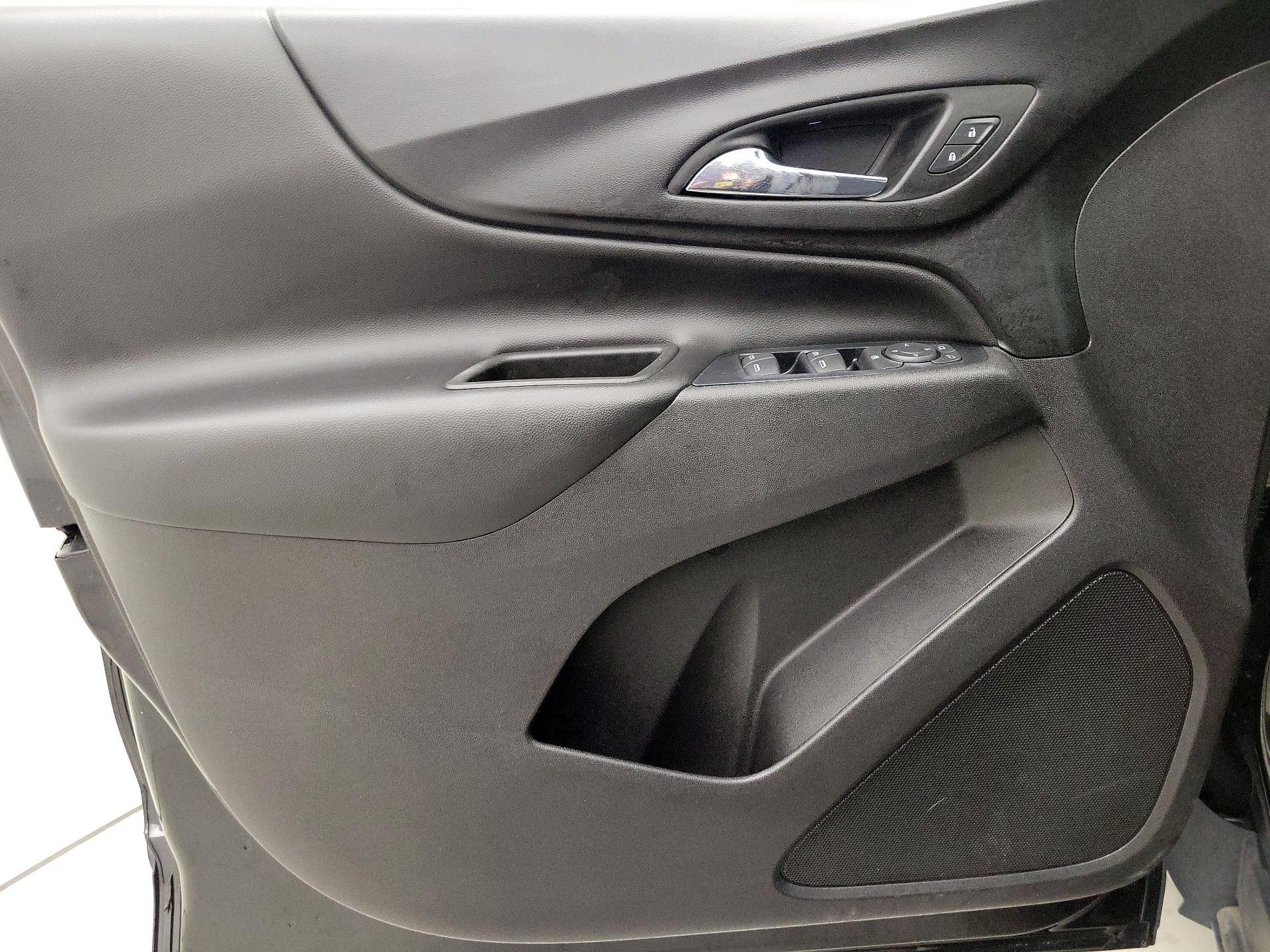 Thumbnail: 2019 Chevrolet Equinox - 12