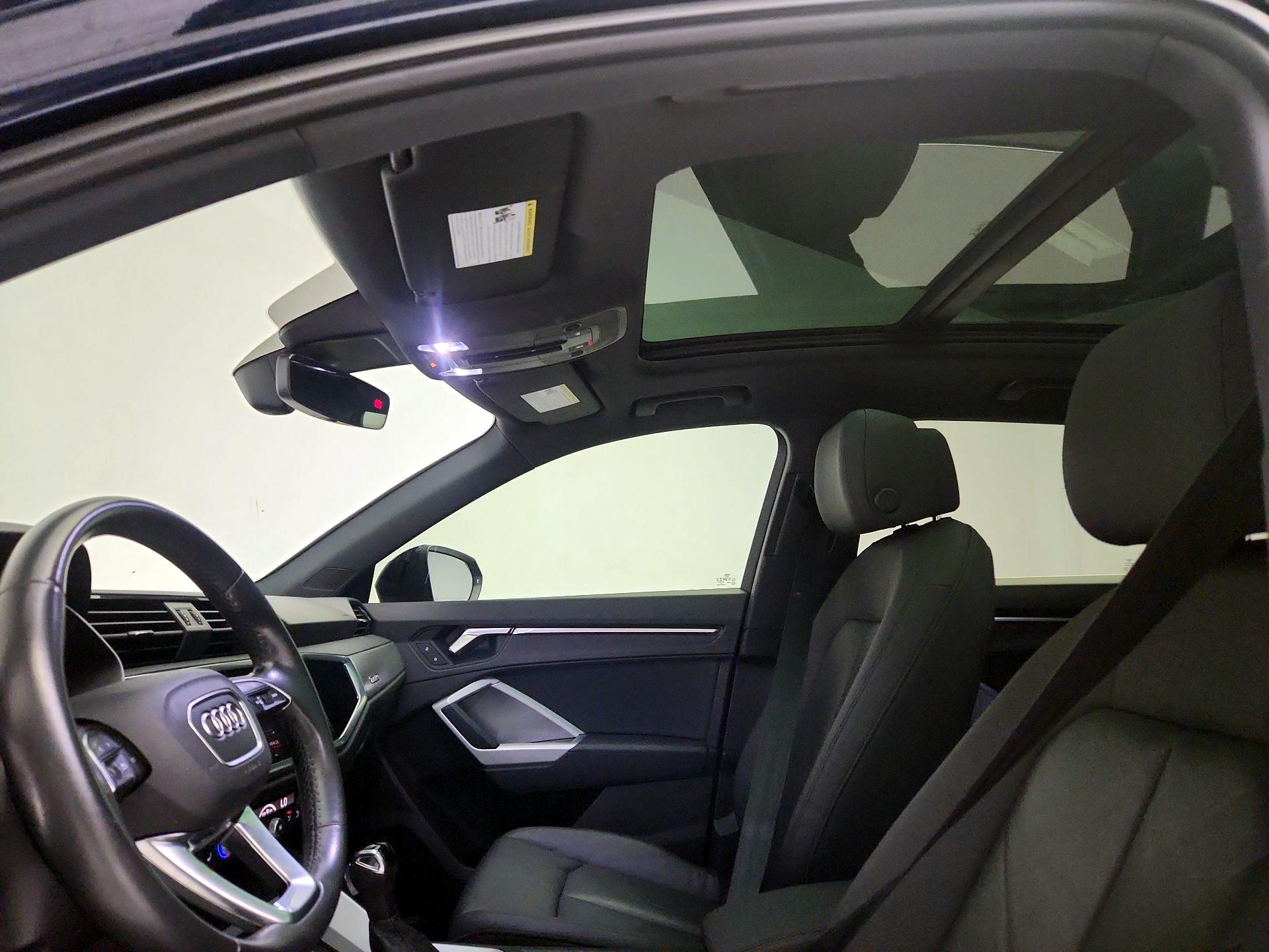 Thumbnail: 2020 Audi Q3 - 19