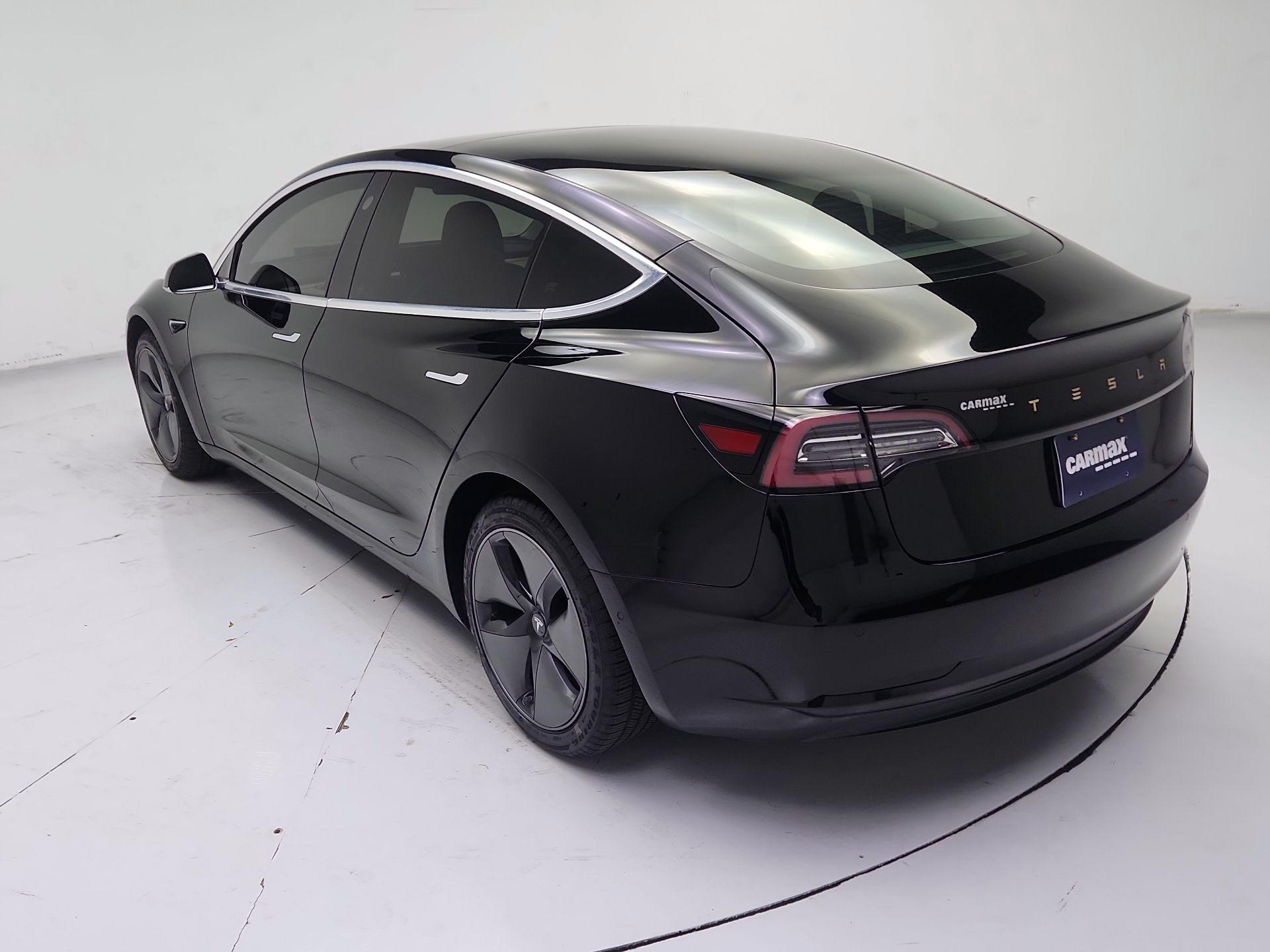 Thumbnail: 2019 Tesla Model 3 - 7