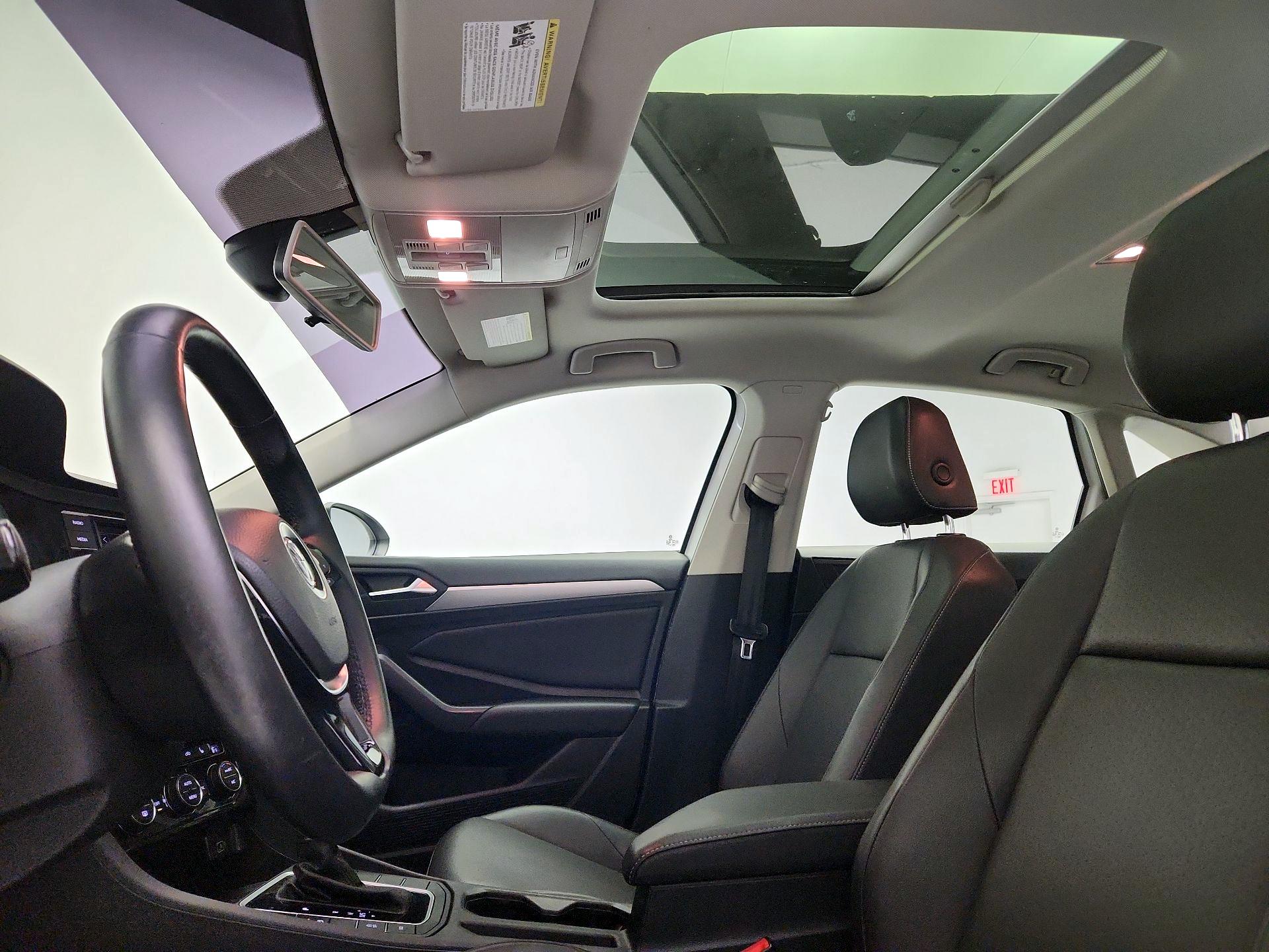 Thumbnail: 2019 Volkswagen Jetta - 19