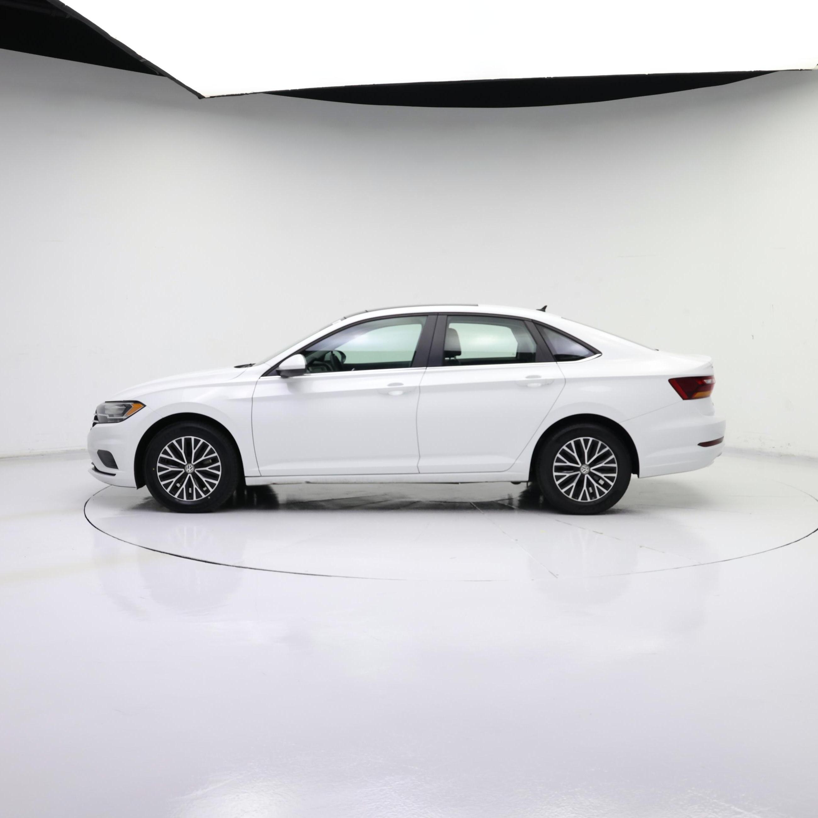 Thumbnail: 2019 Volkswagen Jetta - 3