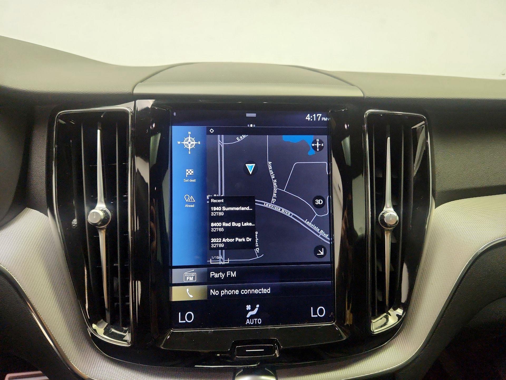 Thumbnail: 2018 Volvo XC60 - 14