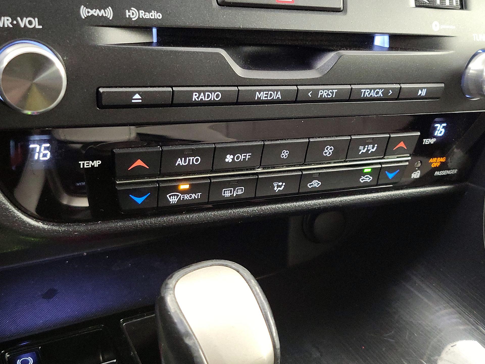 Thumbnail: 2016 Lexus RX - 16