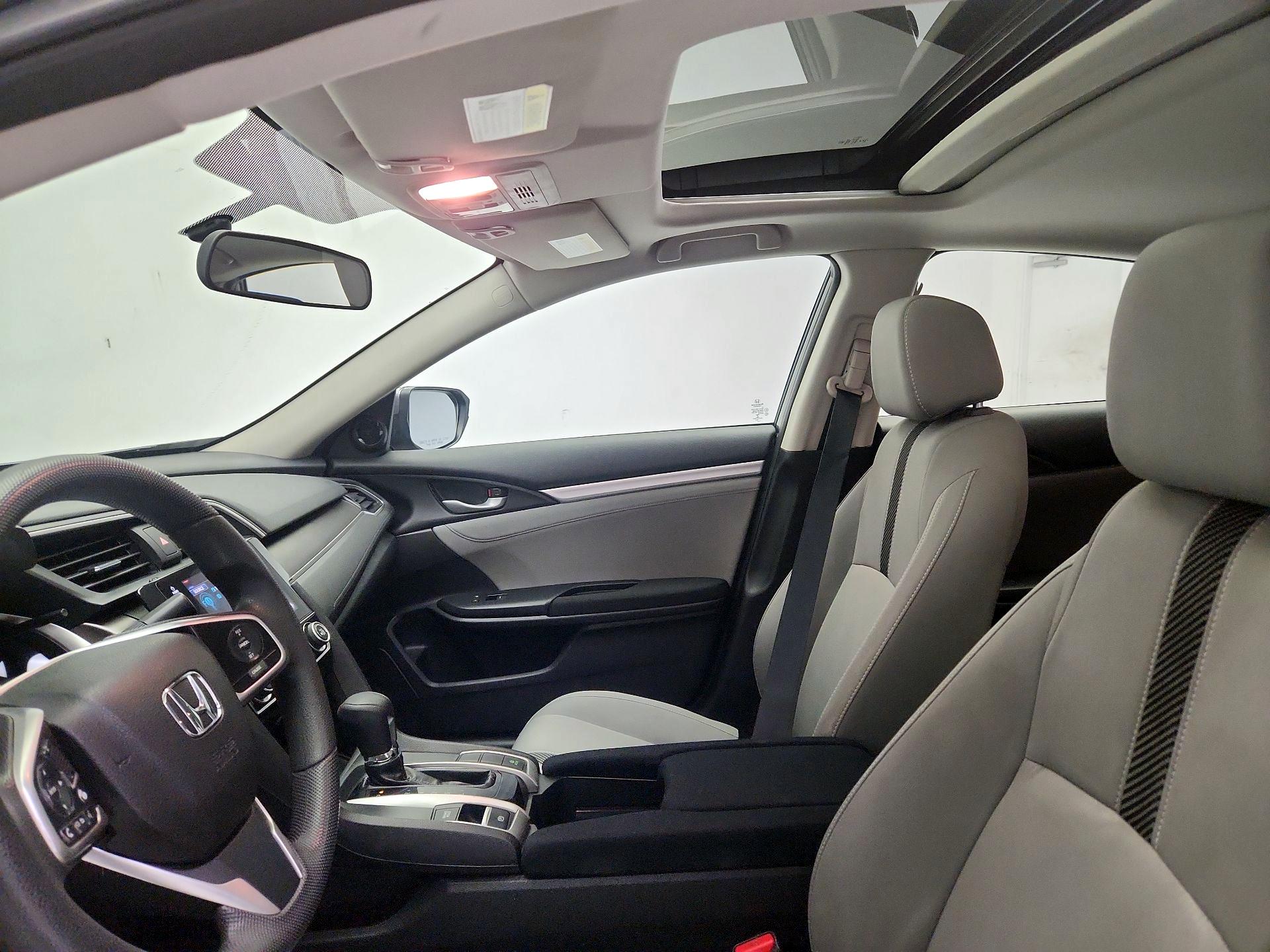 Thumbnail: 2017 Honda Civic - 18